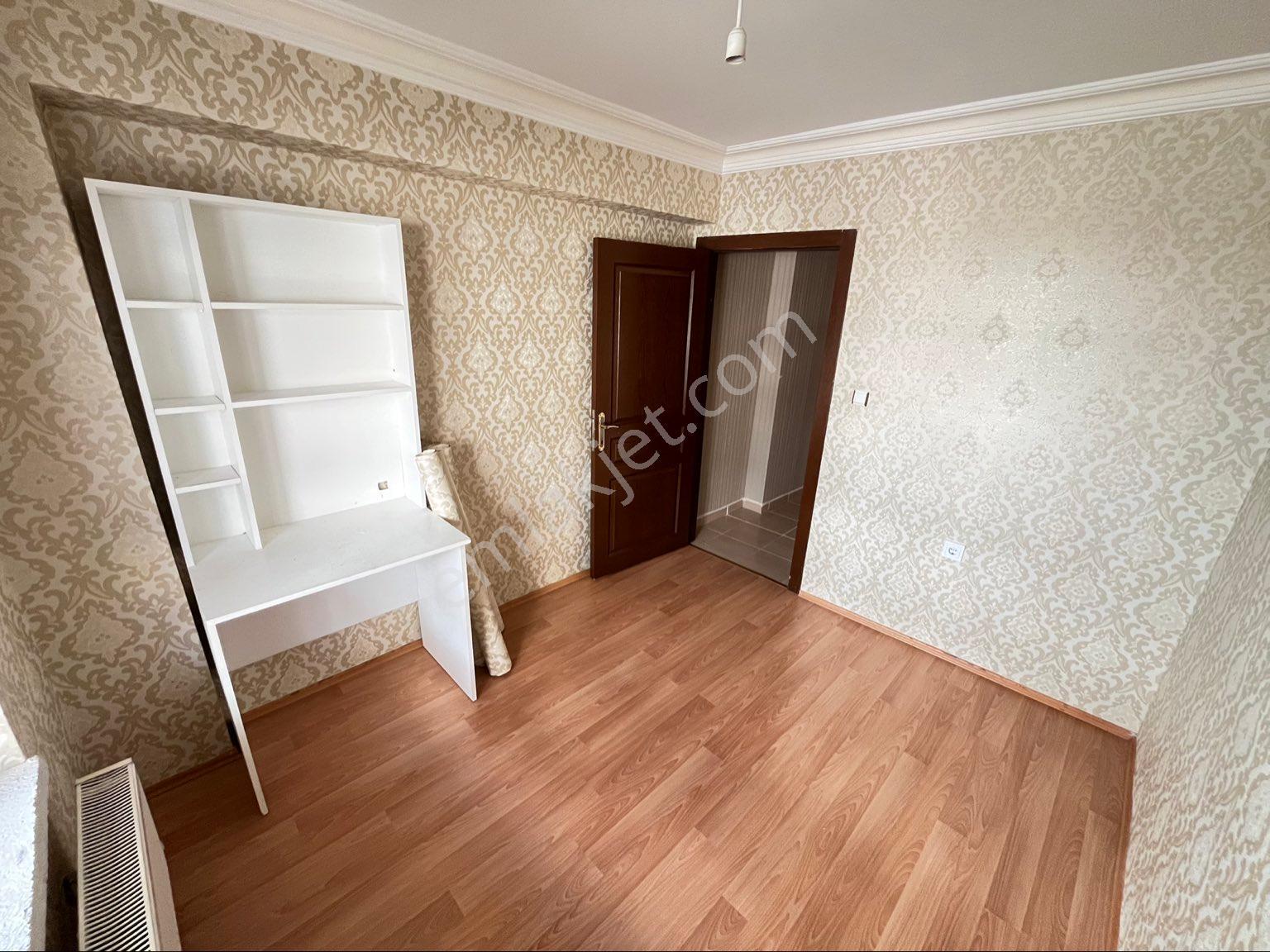 Başak Mahallesinde 3+1 Yüksek Giriş Daire - Görsel 14