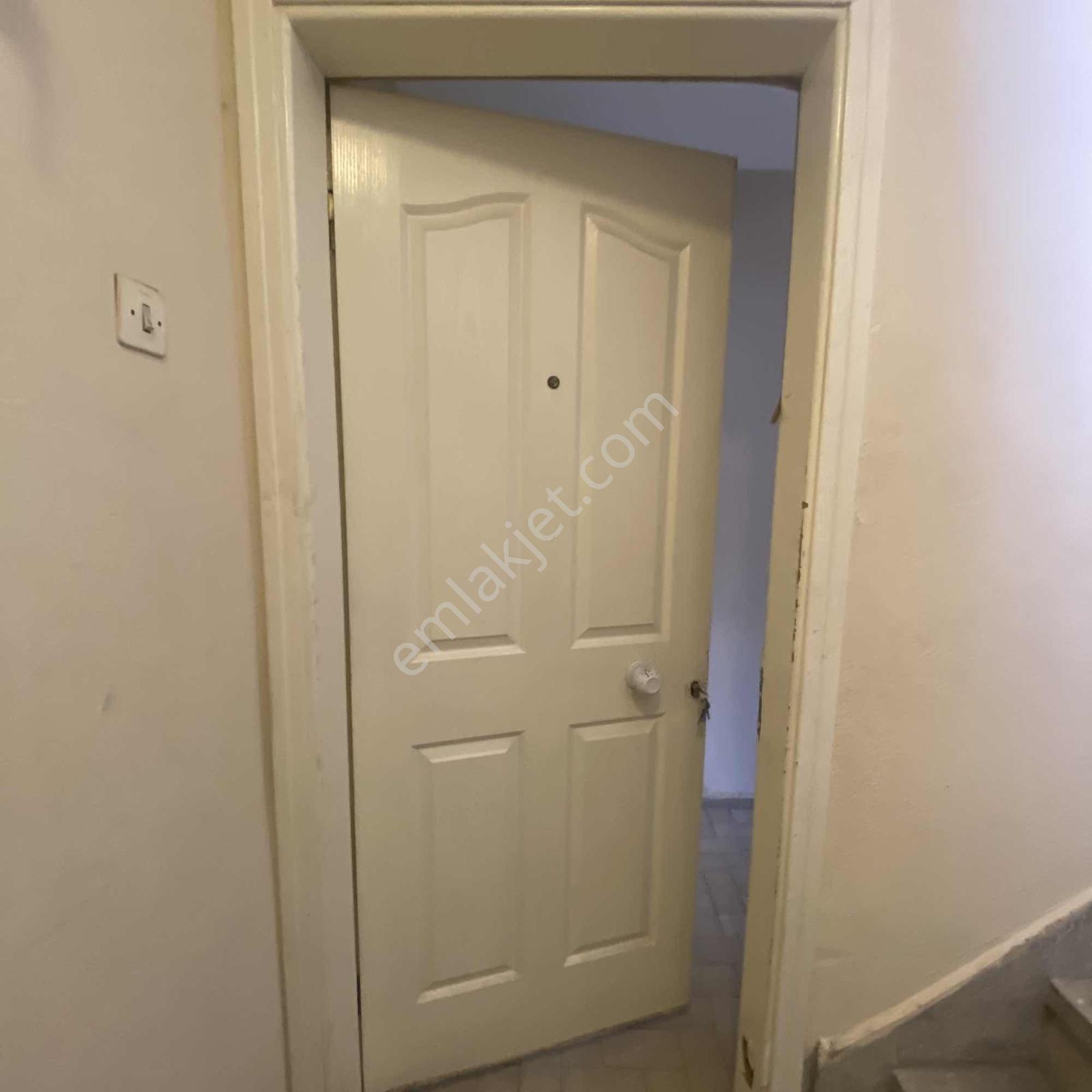Cumhuriyet Mahallesinde 3+1 Hesaplı Daire - Görsel 5