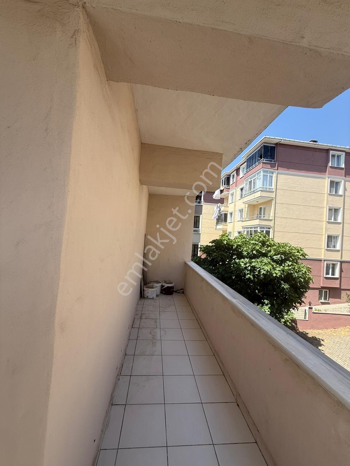 100. Yıl Mahallesi'nde Ferah Balkonlu 2+1 Kiralık Daire - Görsel 16