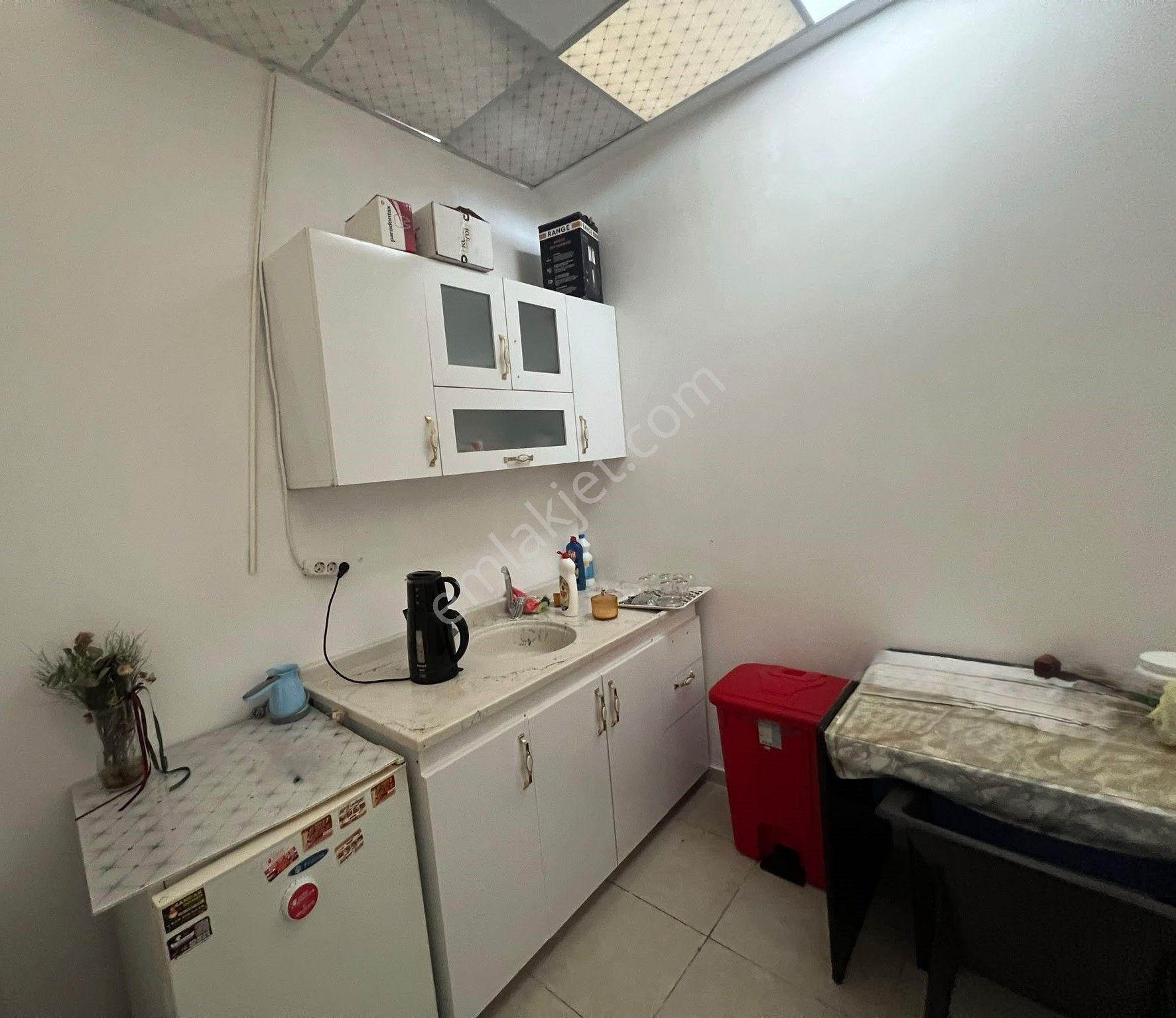 Mersin Kuyuluk Fındıkpınarı Caddesinde Satılık Dükkan - Görsel 7