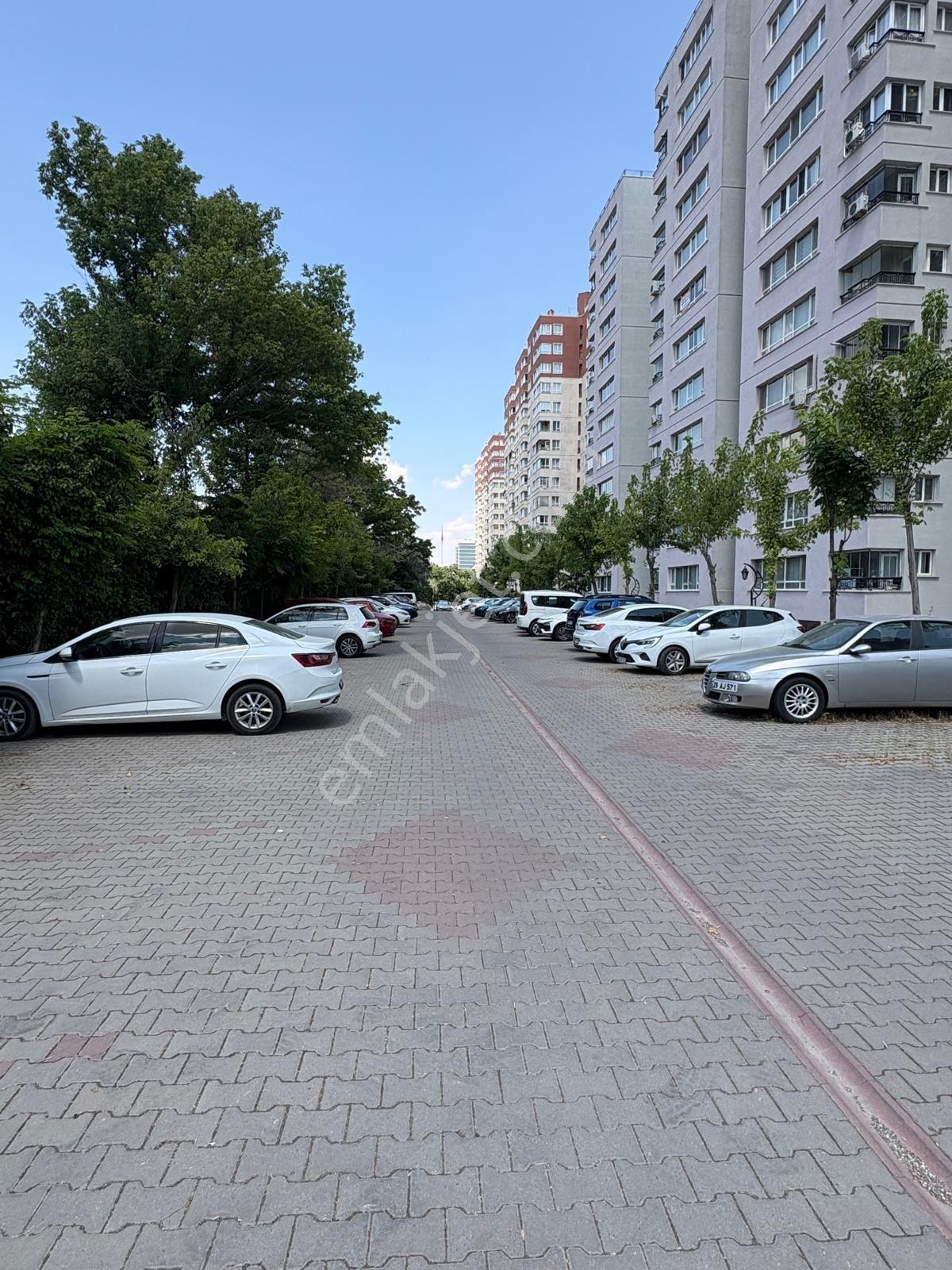 Liparis Sitesin'de 3+1 4.kat Ön Mevlana Bulvarı Manzaralı - Görsel 20