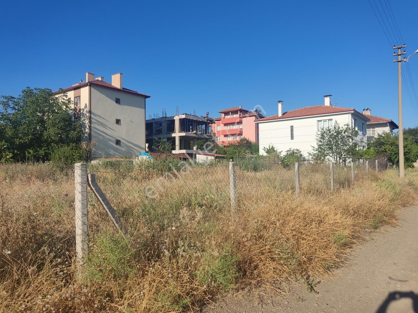 Koyunbaba Mahallesi Kamil Yolu Üzerinde Satılık Arsa - Görsel 11