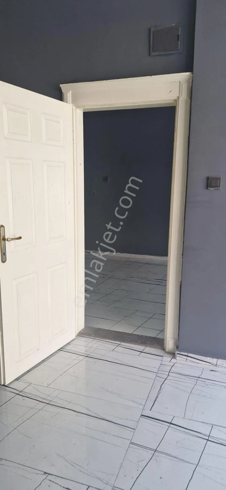 Satılık Dükkan Hükümet Cadde Yakını, 378. Sokakta - Görsel 3