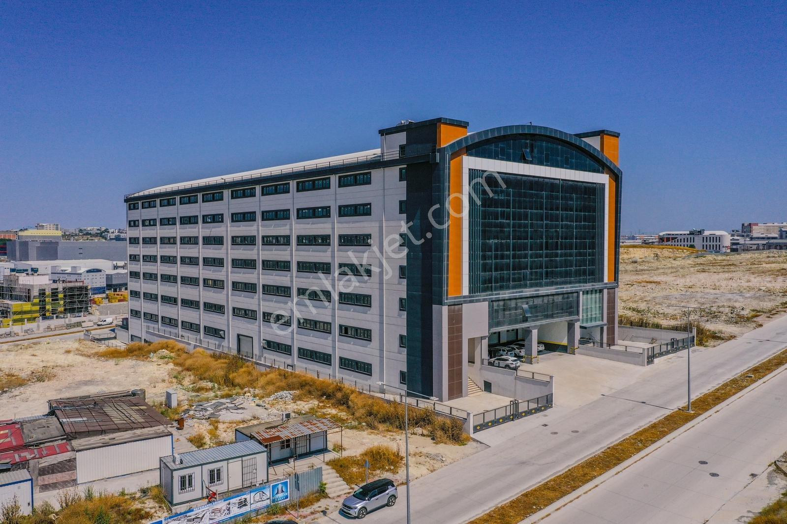 Arnavutköy Deliklikaya Askoop'ta 25.422 M² Kiralık Fabrika
