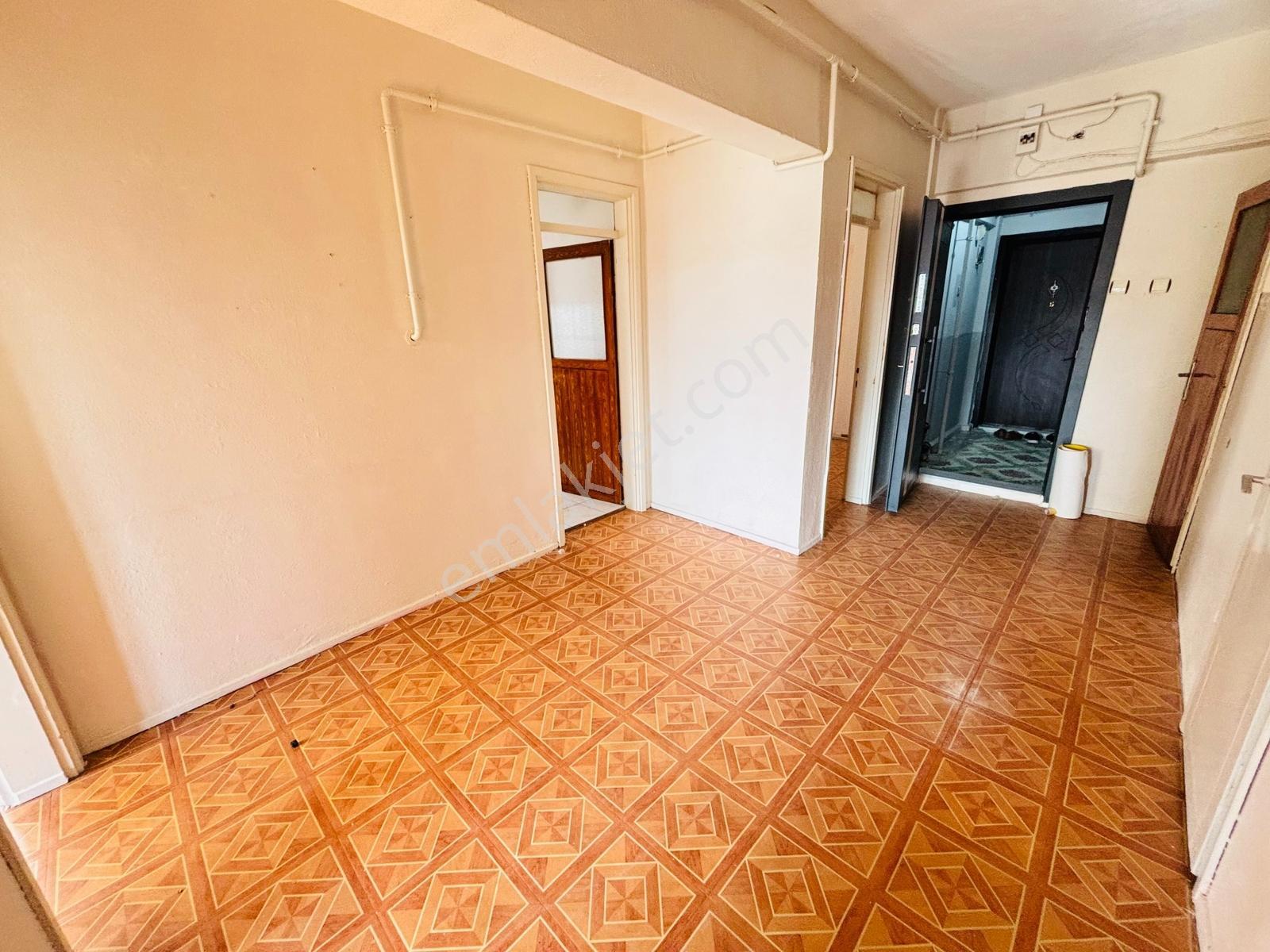 Sevinç'ten Sunullah Kafe Yakını Kiralık Çift Balkonlu 2+1 Daire - Görsel 7