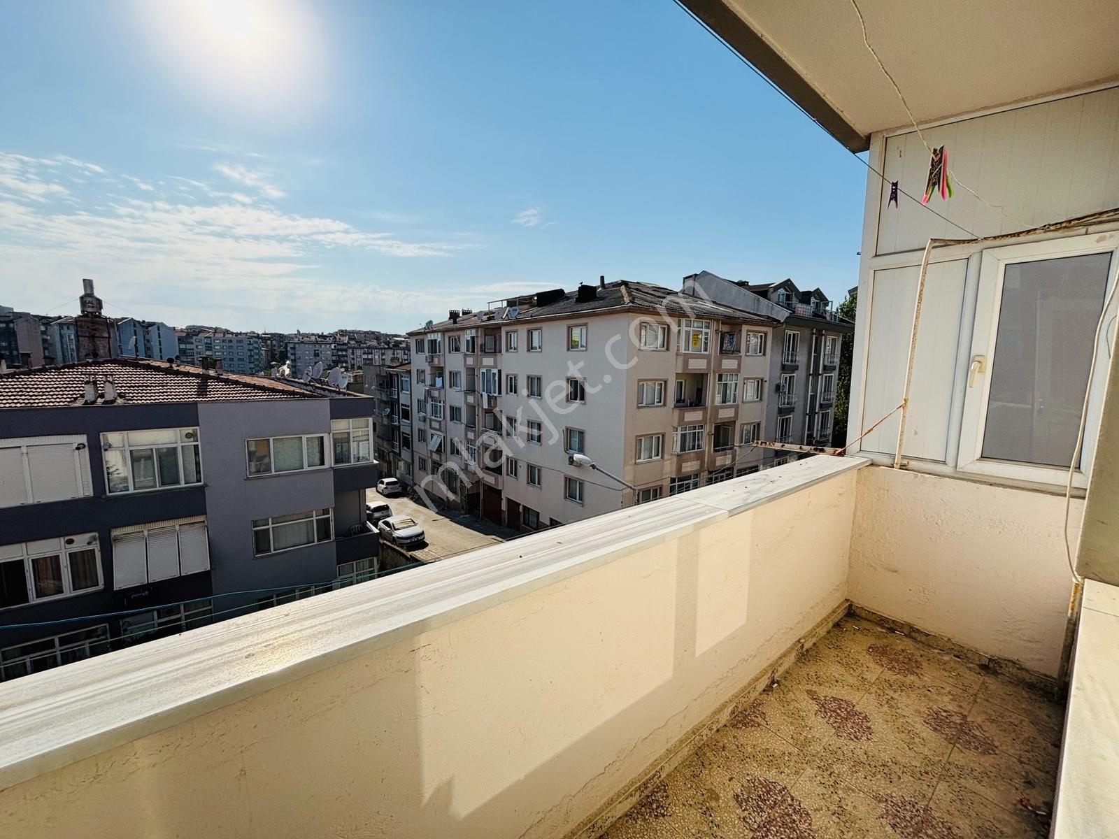 Sevinç'ten Sunullah Kafe Yakını Kiralık Çift Balkonlu 2+1 Daire - Görsel 14