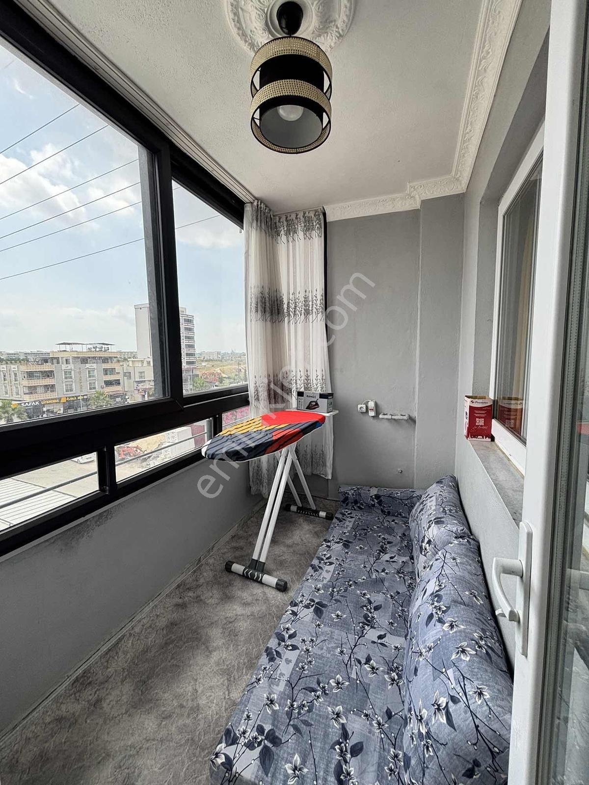 Bulvar Üzeri Ultra Lüx 1+1 Cam Balkonlu Eşyalı Az Katlı Kaçmaz - Görsel 23
