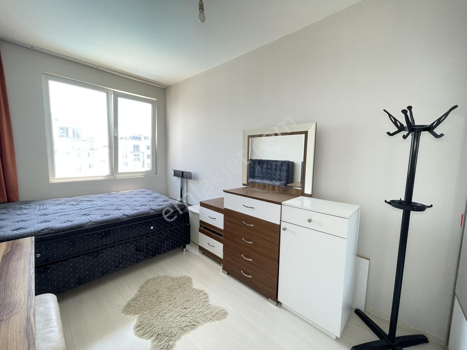 Kurtköy Loca Evlerinde Havuz Cepheli Full Eşyalı Kiralık 1+1 - Görsel 17