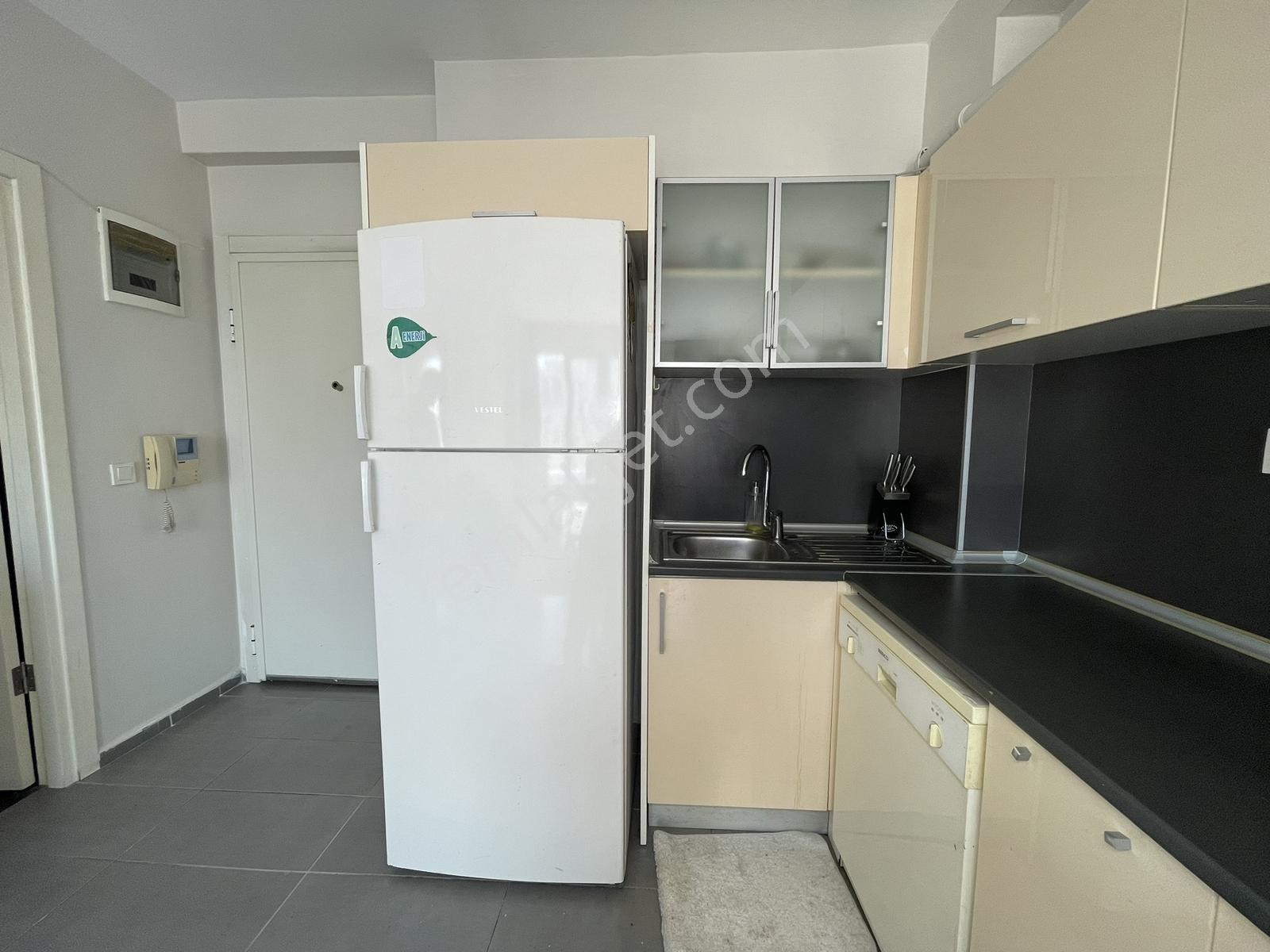 Kurtköy Loca Evlerinde Havuz Cepheli Full Eşyalı Kiralık 1+1 - Görsel 9
