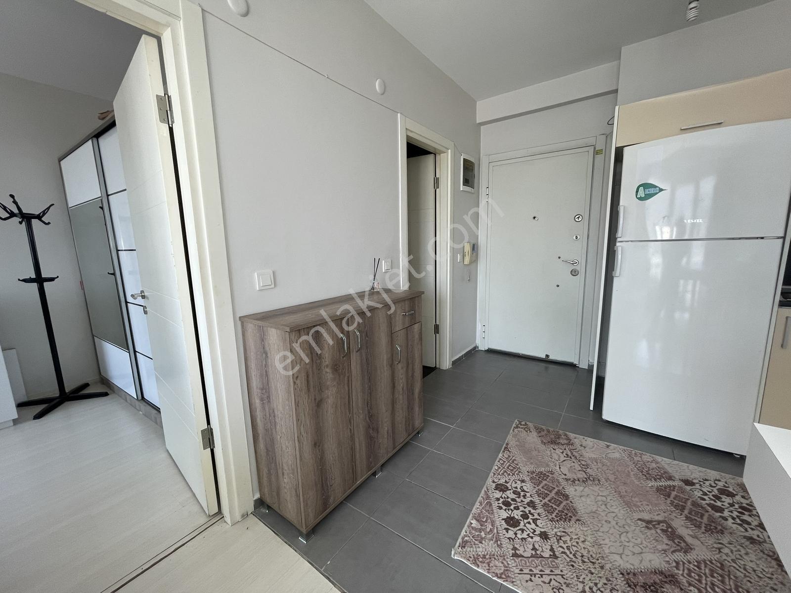 Kurtköy Loca Evlerinde Havuz Cepheli Full Eşyalı Kiralık 1+1 - Görsel 11