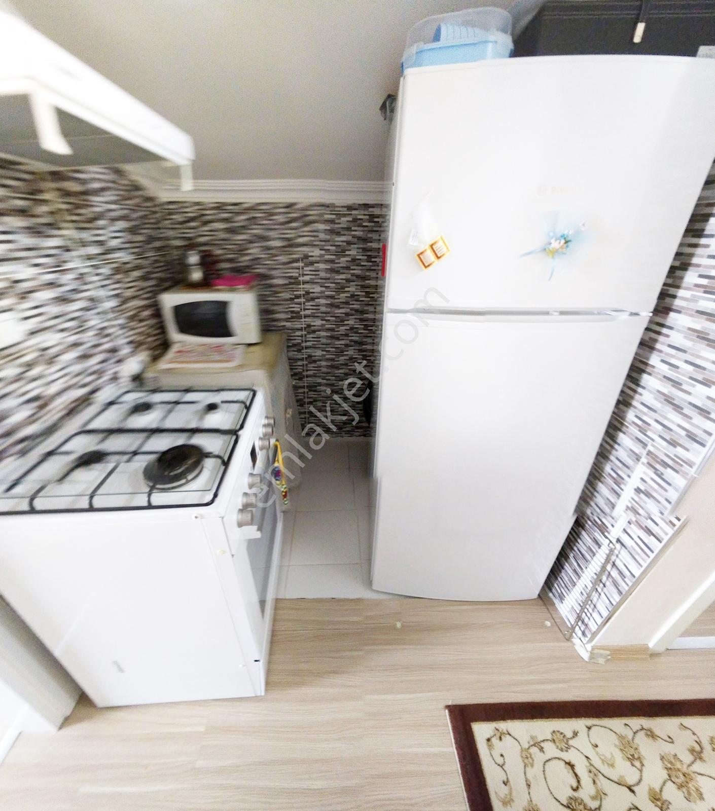 Yenibosna Eviza Konaklarına Yakın 6+1 250 M2 Dublexs Asansörlü - Görsel 24
