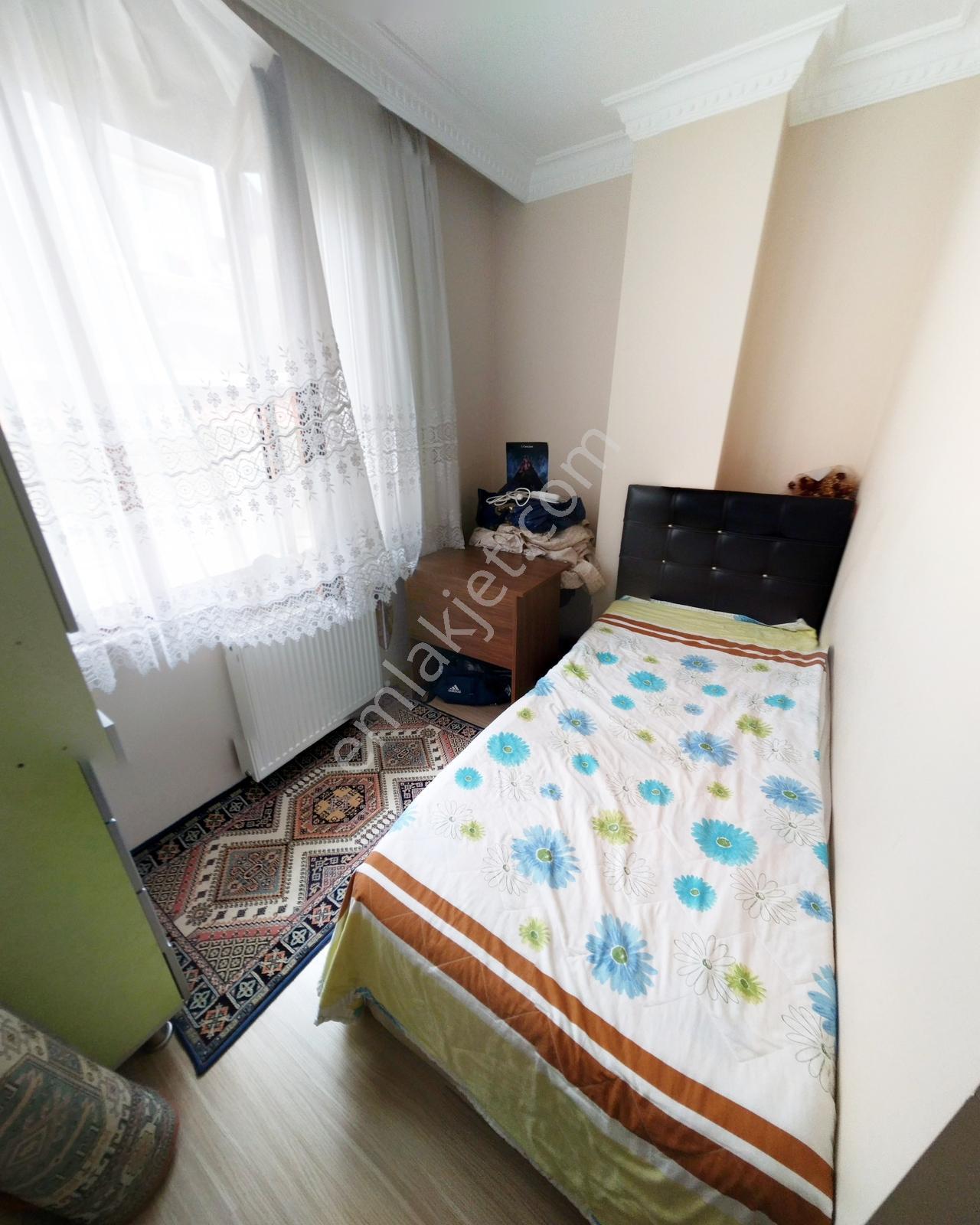 Yenibosna Eviza Konaklarına Yakın 6+1 250 M2 Dublexs Asansörlü - Görsel 4