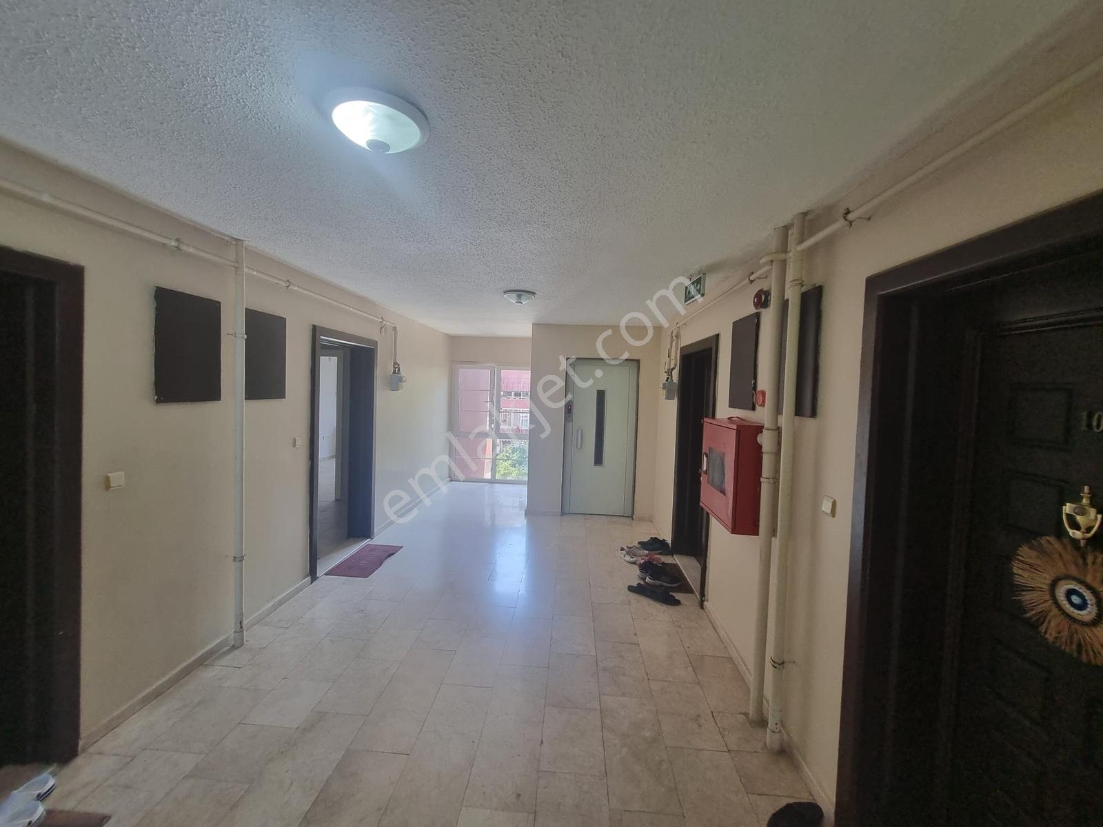 Adapazarı Baytur Korukent Sit Korucuk Satılık 3+1 Ara Kat Daire - Görsel 32