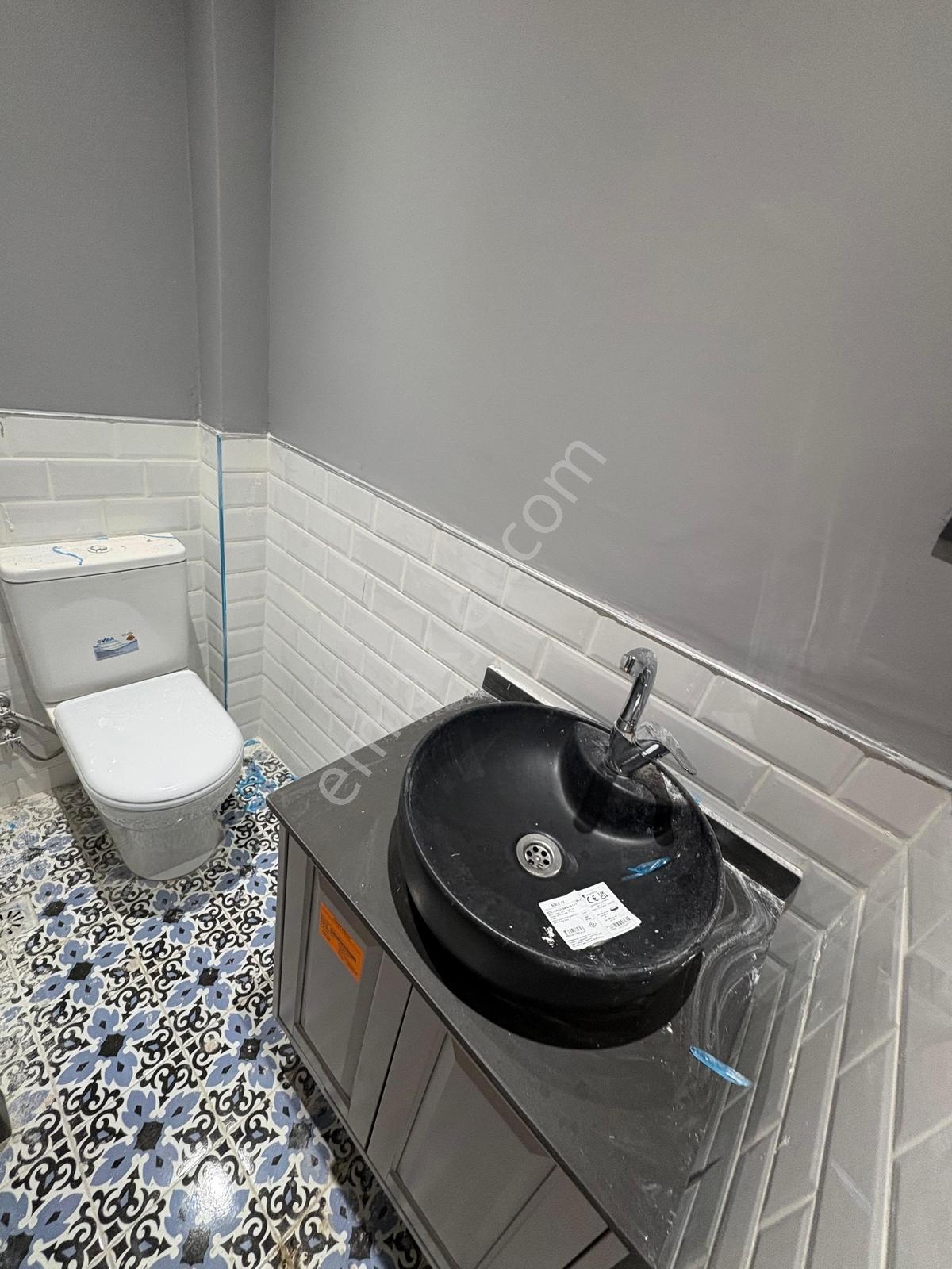 Görüklede Özel Tasarım Sıfır Eşyalı Merkezi Konumda Kiralık Ofis - Görsel 16