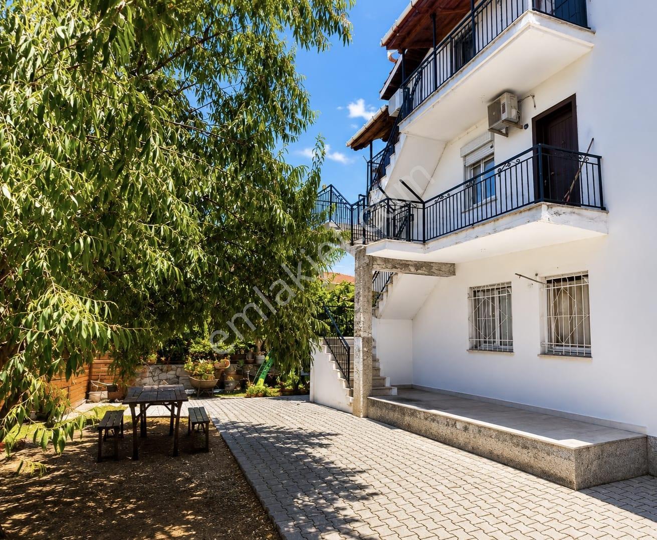 Foça Bağarası Hacıveli Mah. Kiralık 2+1 Daire - Görsel 32