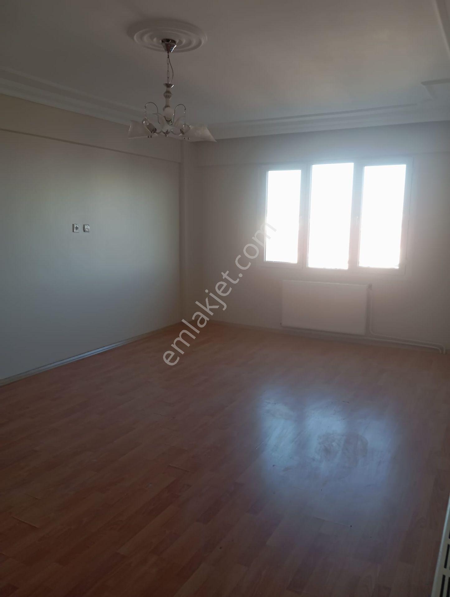 Aliağa Atatürk Mah İstiklal Cd.çarşı Merkez 3+1 Kiralık Daire - Görsel 16