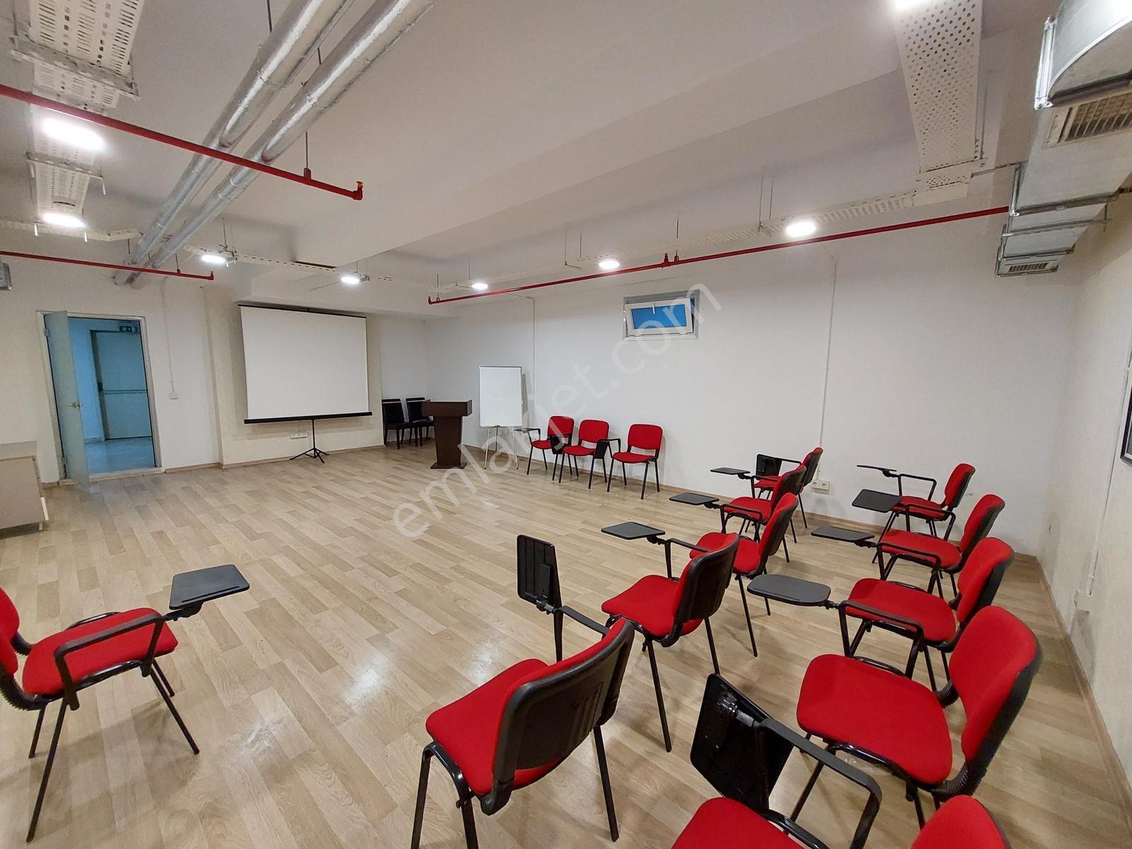 Küçükçekmece Cadde 24 Residance Kiralık 1+1 Boş Ofis Net 50 M² - Görsel 17