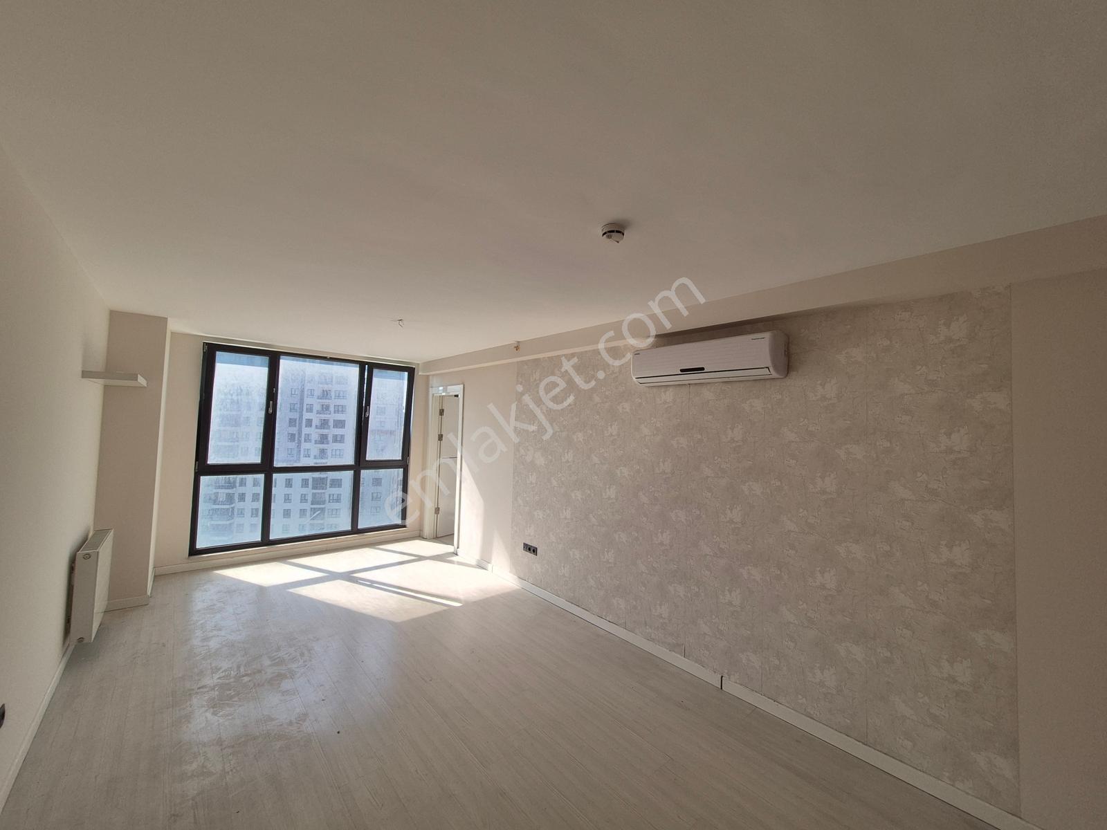 Küçükçekmece Cadde 24 Residance Kiralık 1+1 Boş Ofis Net 50 M² - Görsel 5