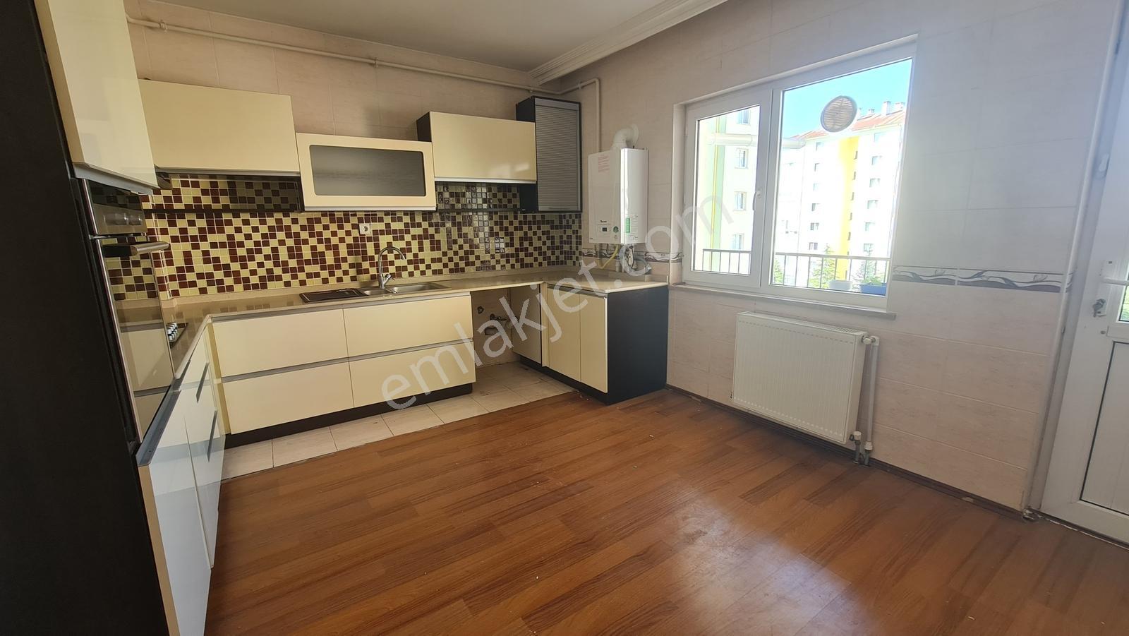 Eğriköprü Mah. Akademisyenler Sitesi 4+1 - Görsel 16
