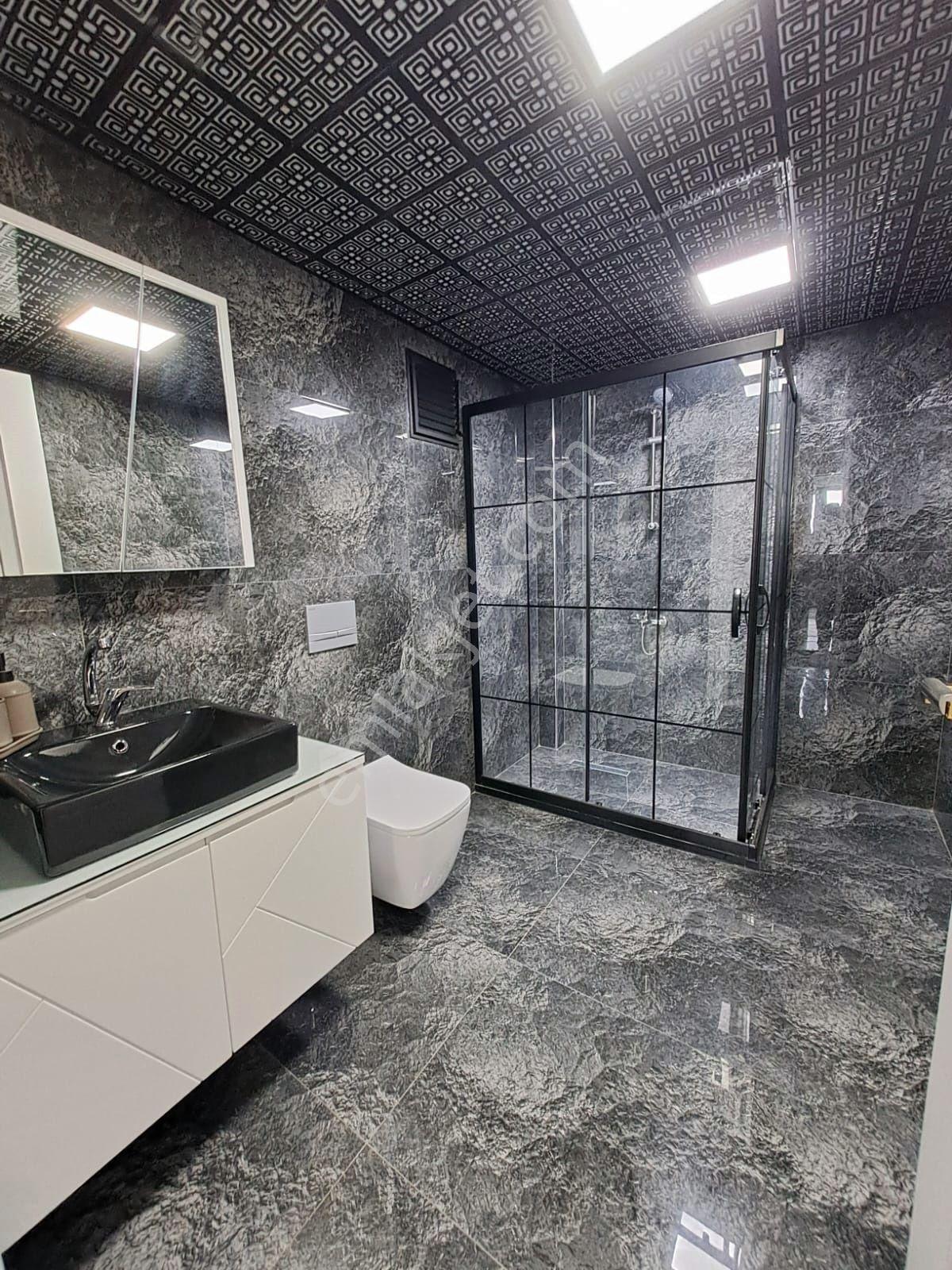 Fırsatt! Lüks Donanımlı|7/24 Güvenlikli Sitede Satılık 3+1 Daire - Görsel 17