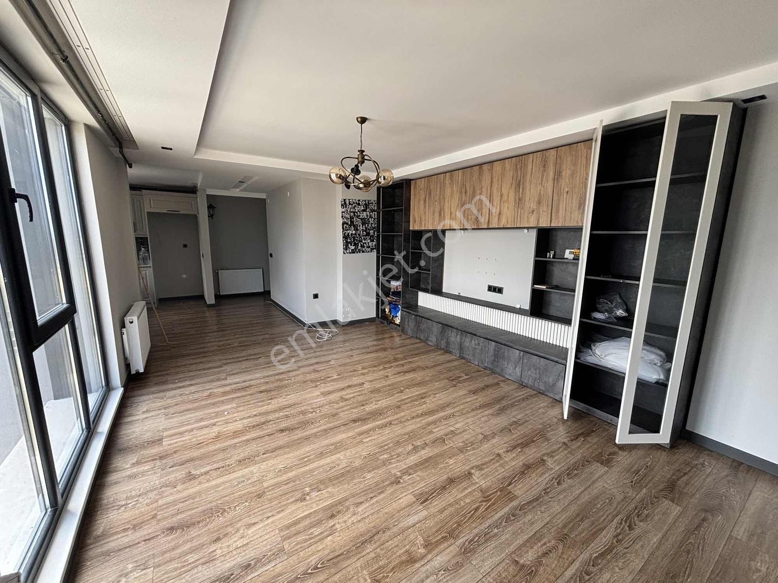 Remax / Can Baydır / Alaçam Cd. Deniz Manzaralı Kiralık 2+1 - Görsel 3