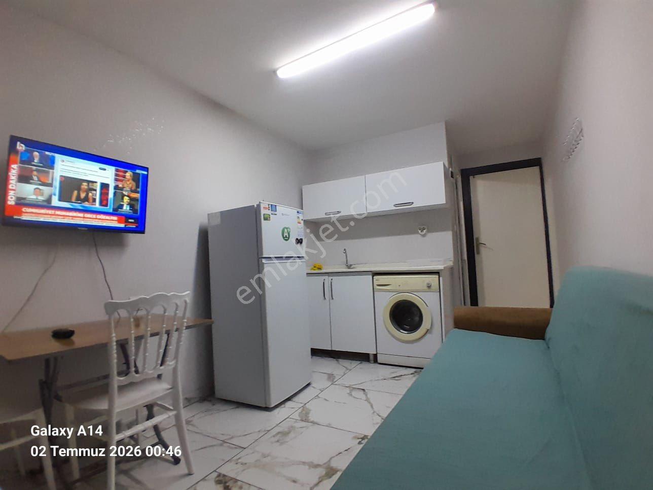 Seyhan Yeşilyurt Metro Duragı Civarı Eşyalı Kiralık 1+0