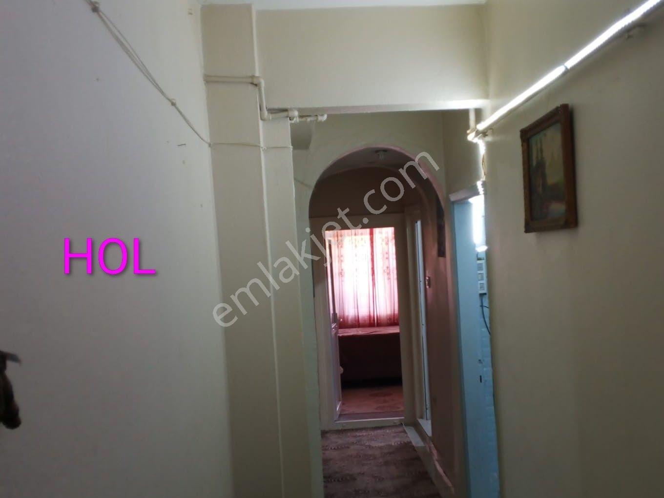 Kocamustafapaşa Yeni Çeşme Sokakta Bahçeli Satılık Daire - Görsel 5