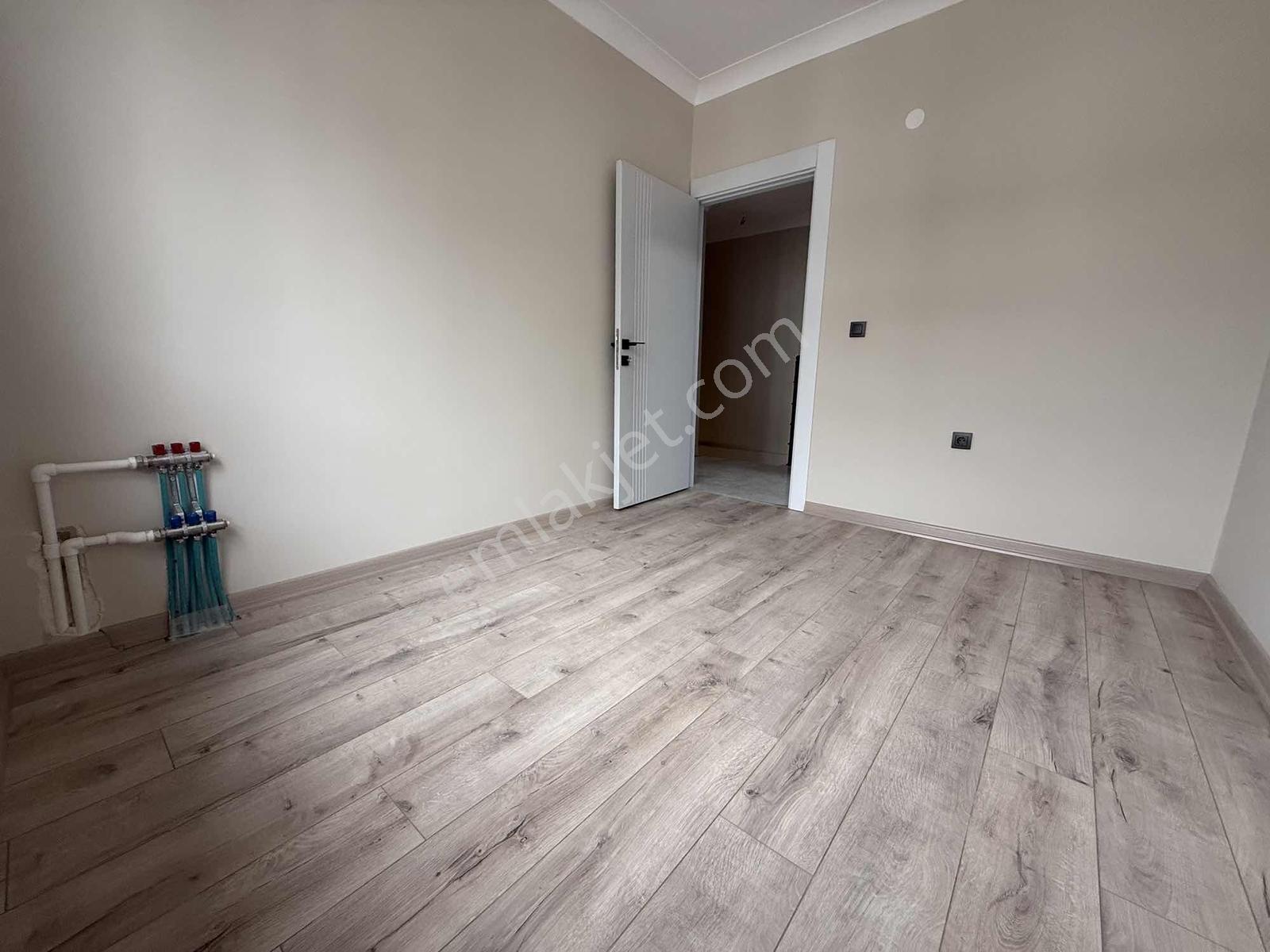 Alaçatı'dan/çatı Eğimsiz/kök Tapu/iskanlı/yerden Isıtma 2+1 Dair - Görsel 11