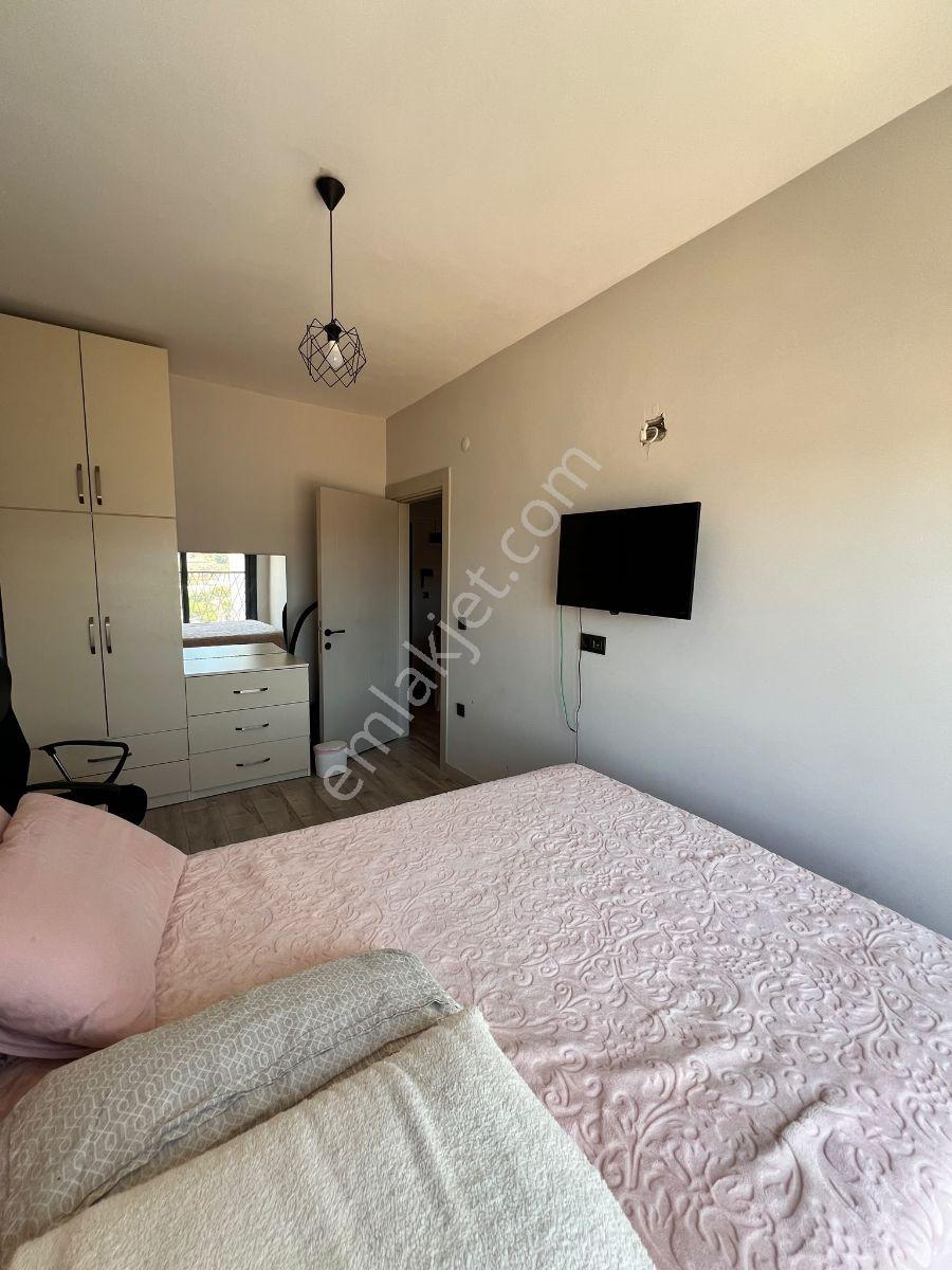 Yabancıdan Kuşadası,merkezi Konum Site İçinde Ful Eşyalı,1+1.kir - Görsel 26