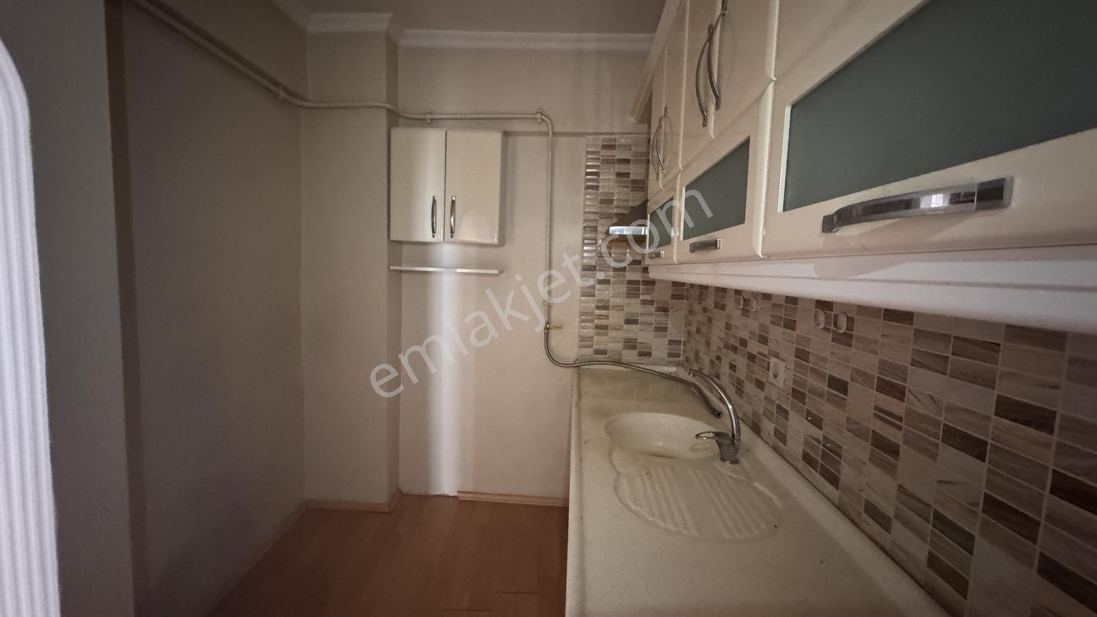 İzmit Merkez Yeni Turan Durağı Karşısı Arakat 3+1 Kiralık Daire - Görsel 21