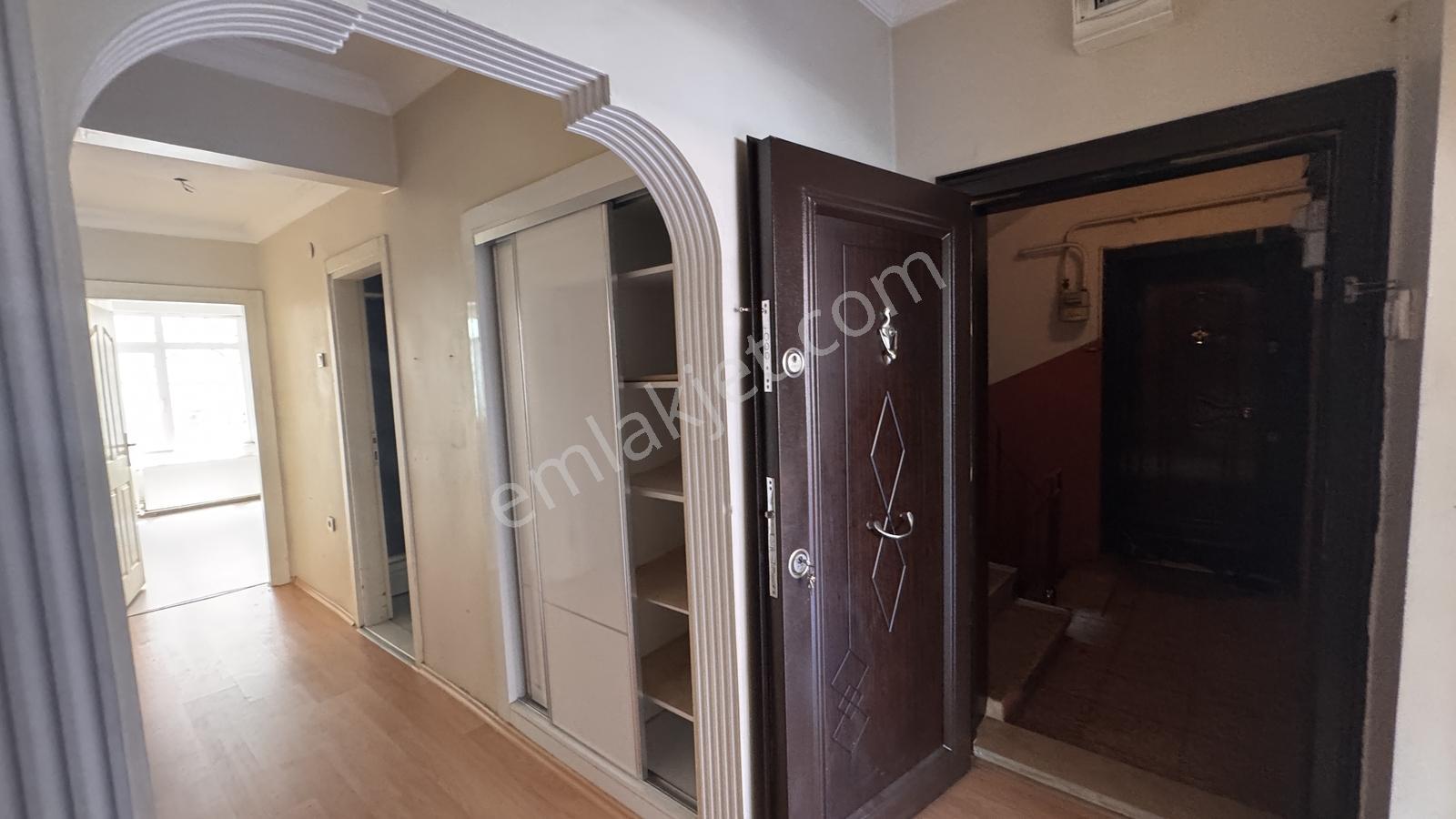 İzmit Merkez Yeni Turan Durağı Karşısı Arakat 3+1 Kiralık Daire - Görsel 4