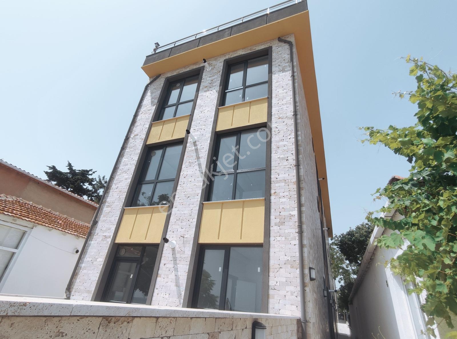 Değirmenaltı'nda Denize Ve Plaja Sıfır Ayça'dan Kiralık 1+1 - Görsel 6