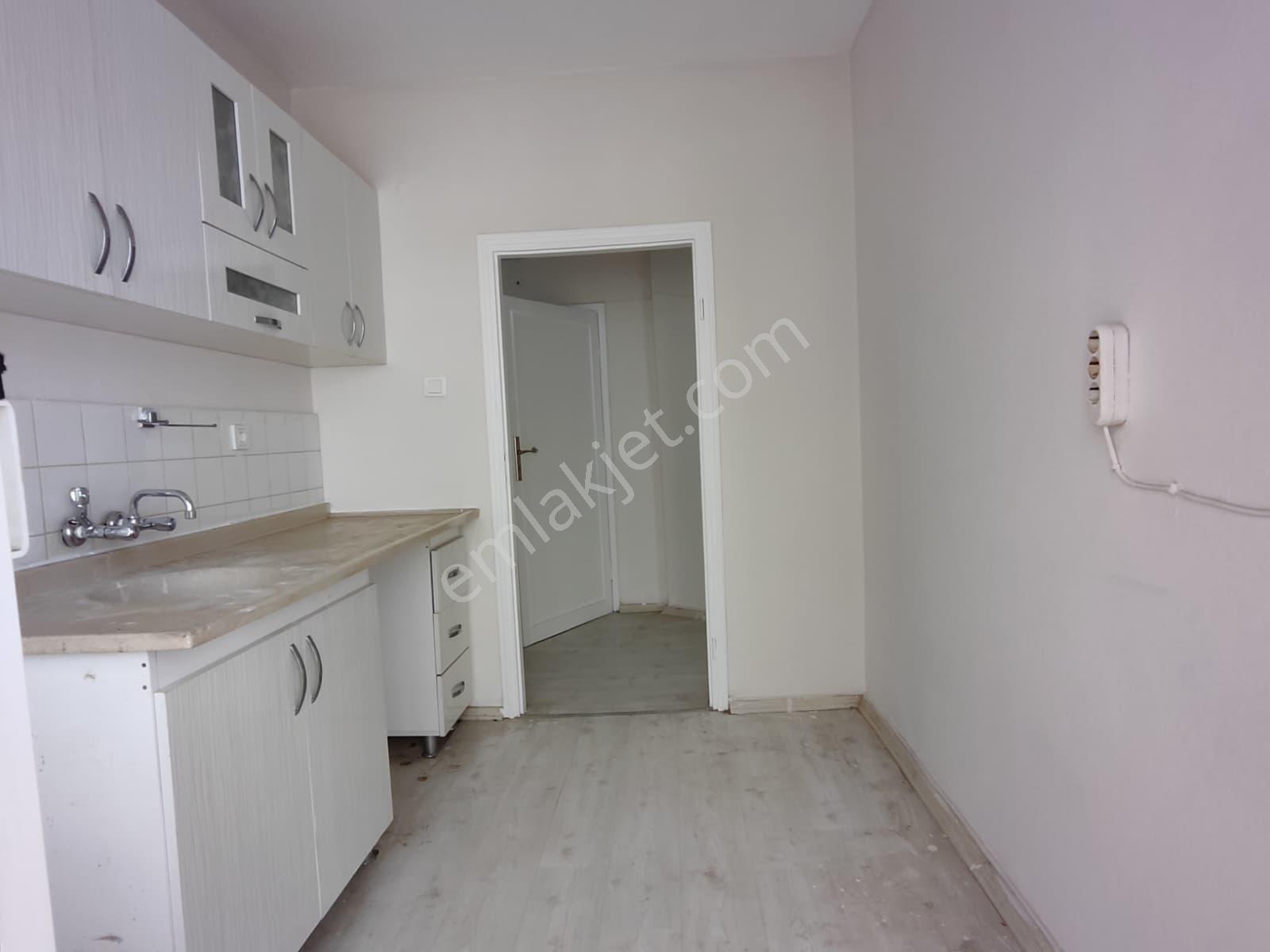 Thor'dan Kiralık Mezitli Martı Sitesi'nde Denize Komşu 3+1 Daire - Görsel 13