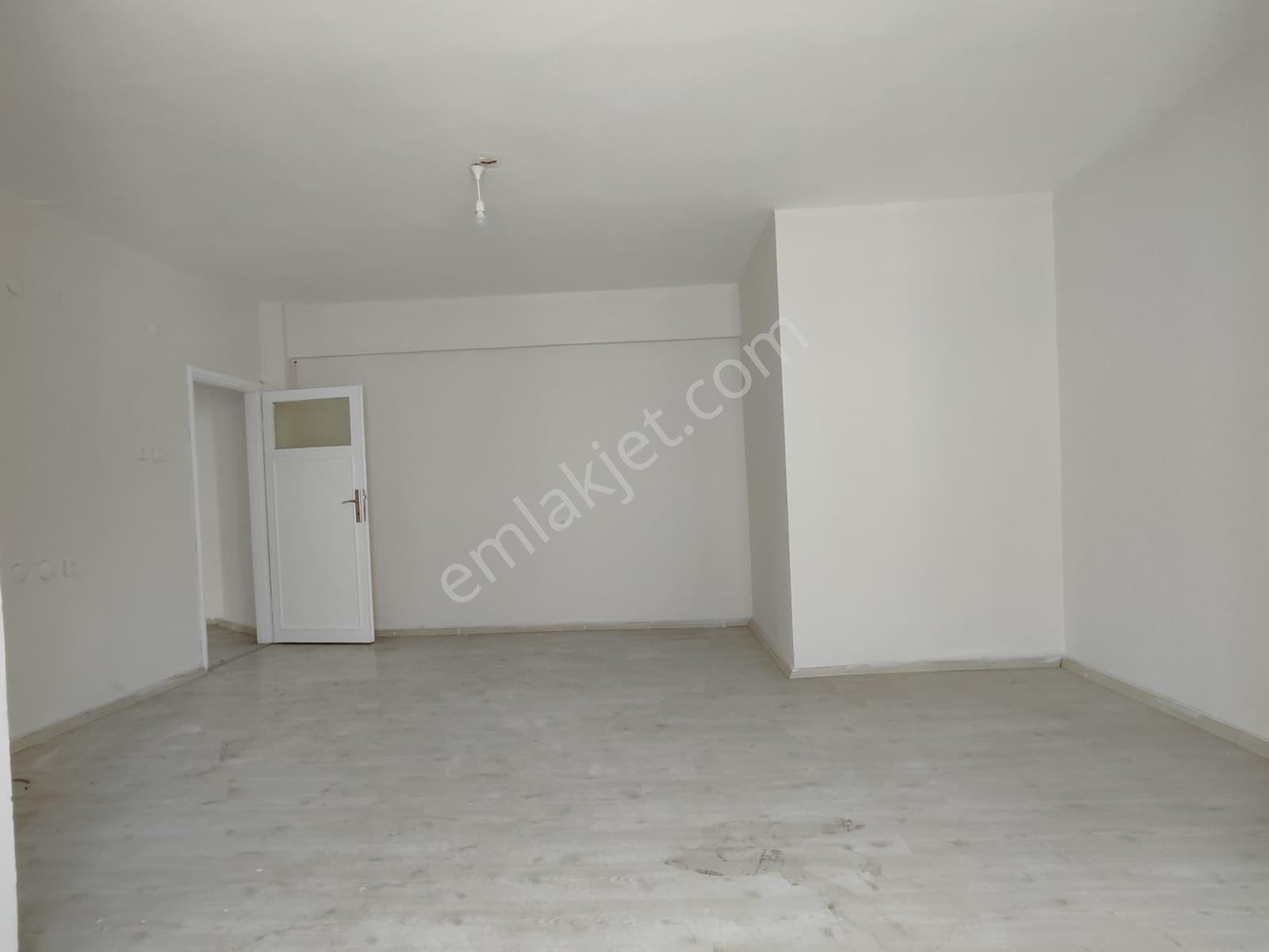 Thor'dan Kiralık Mezitli Martı Sitesi'nde Denize Komşu 3+1 Daire - Görsel 24