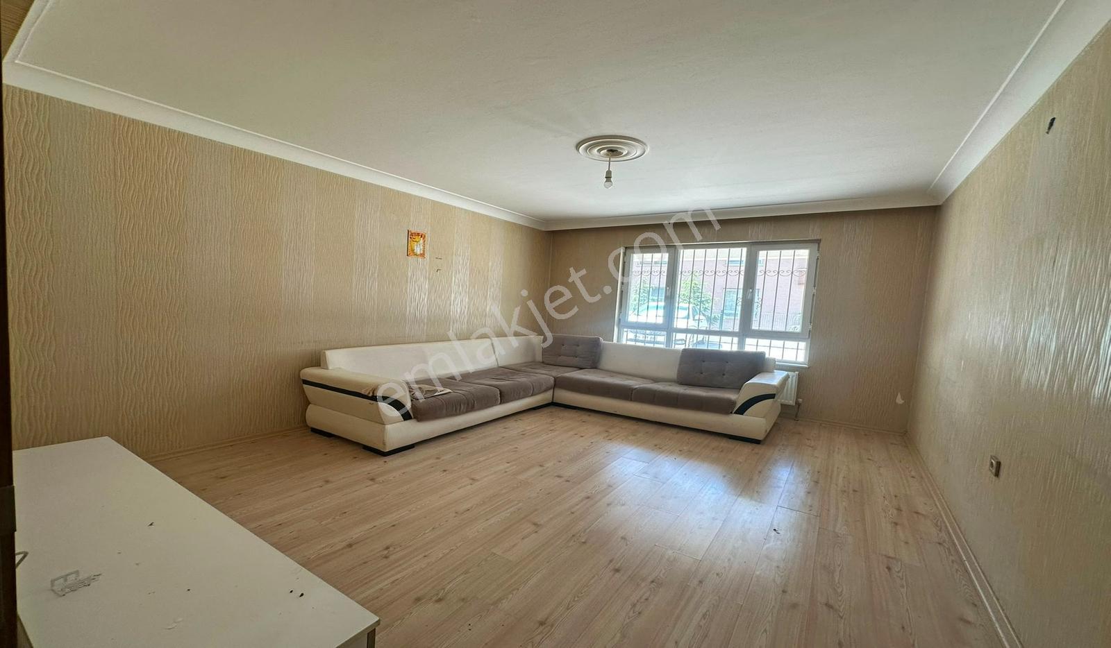 Atapark'da Tüm Cepheleri Açık Kök Tapu 2+1 Masrafsız Daire - Görsel 12