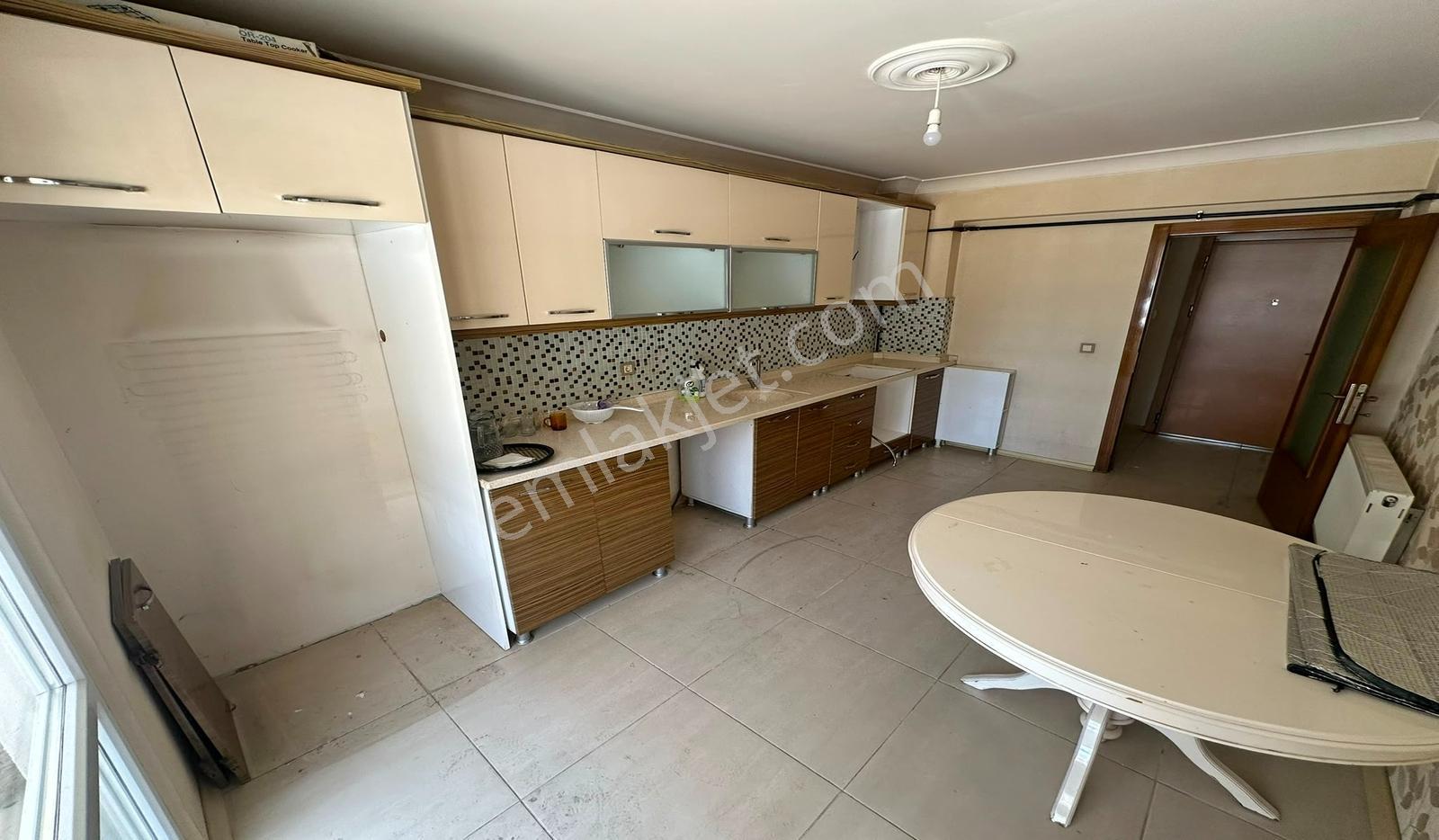 Atapark'da Tüm Cepheleri Açık Kök Tapu 2+1 Masrafsız Daire - Görsel 23
