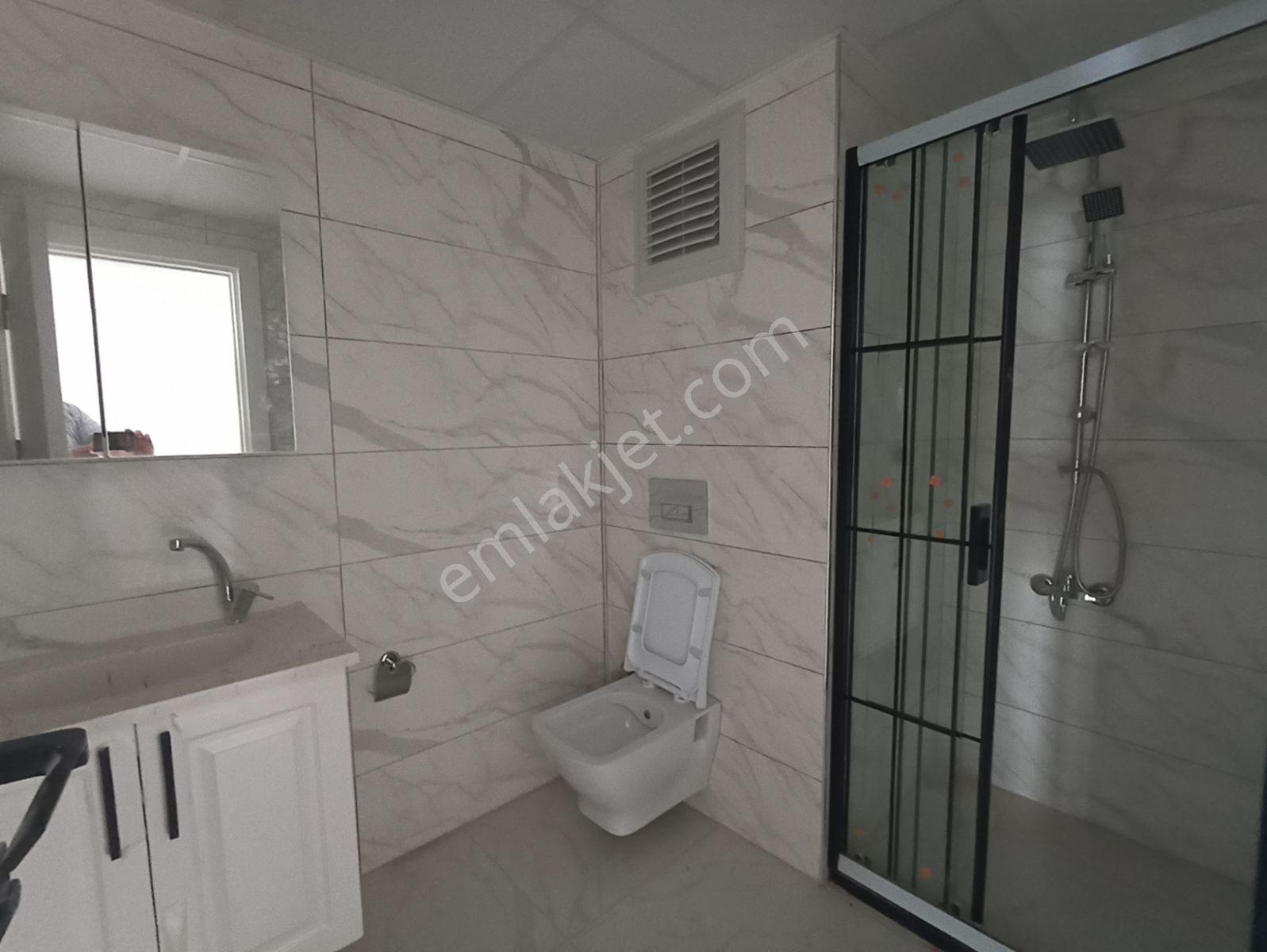 Edis Emlak'tan Kiralık Bafra Mevlanada 3+1 135 Metrekare Daire - Görsel 24