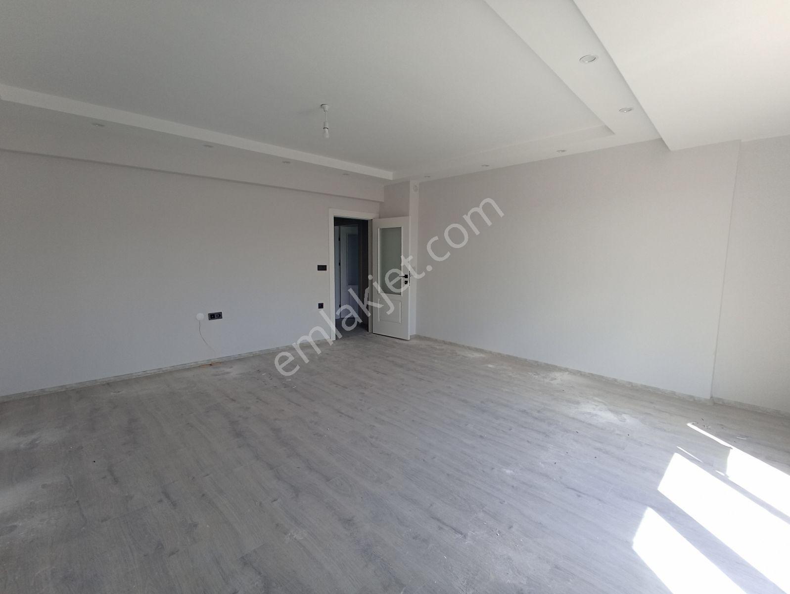 Edis Emlak'tan Kiralık Bafra Mevlanada 3+1 135 Metrekare Daire - Görsel 21