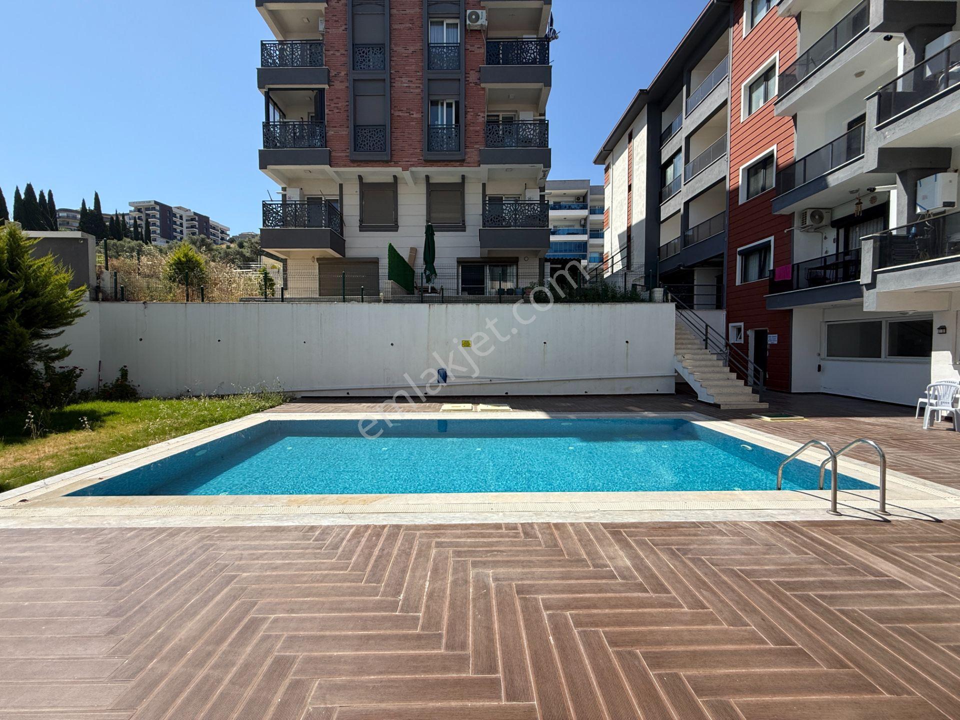 Kuşadası Değırmendere Ata Konaklarında Satılık Ferah 2+1 Daıre - Görsel 25