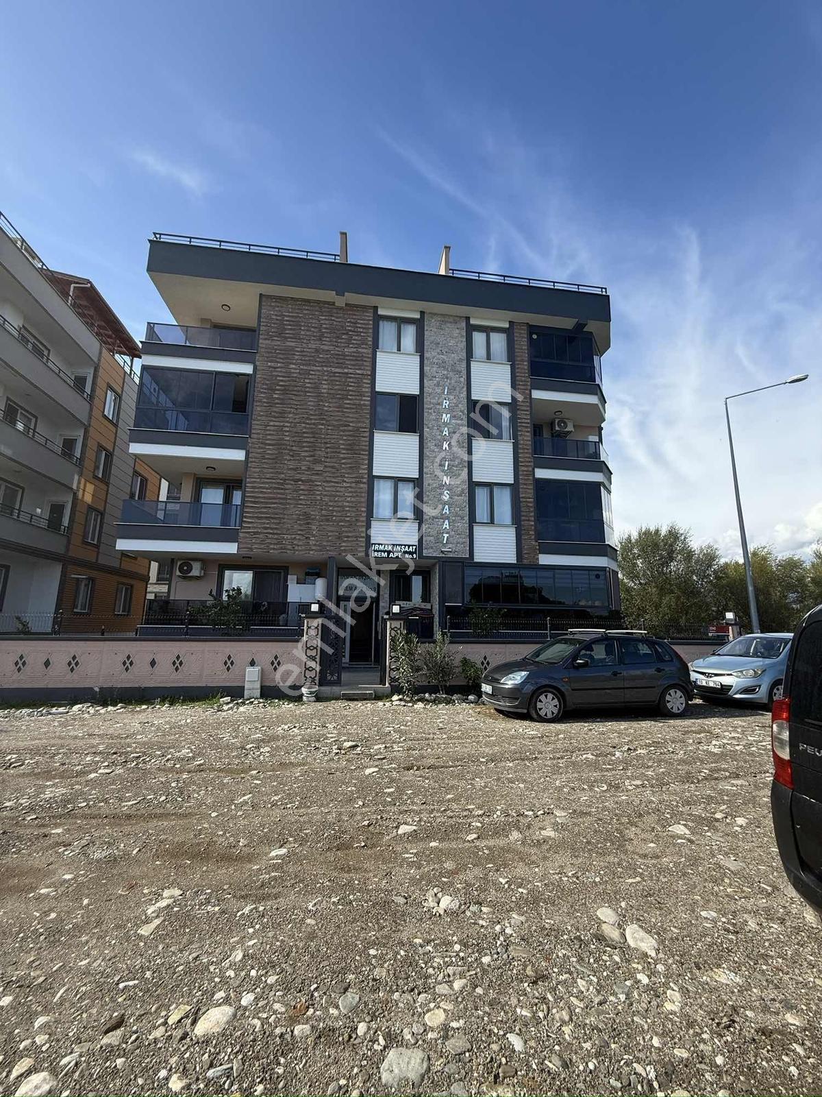Altınkum'da Doğalgazlı, Amerikan Mutfak 2+1 Daire