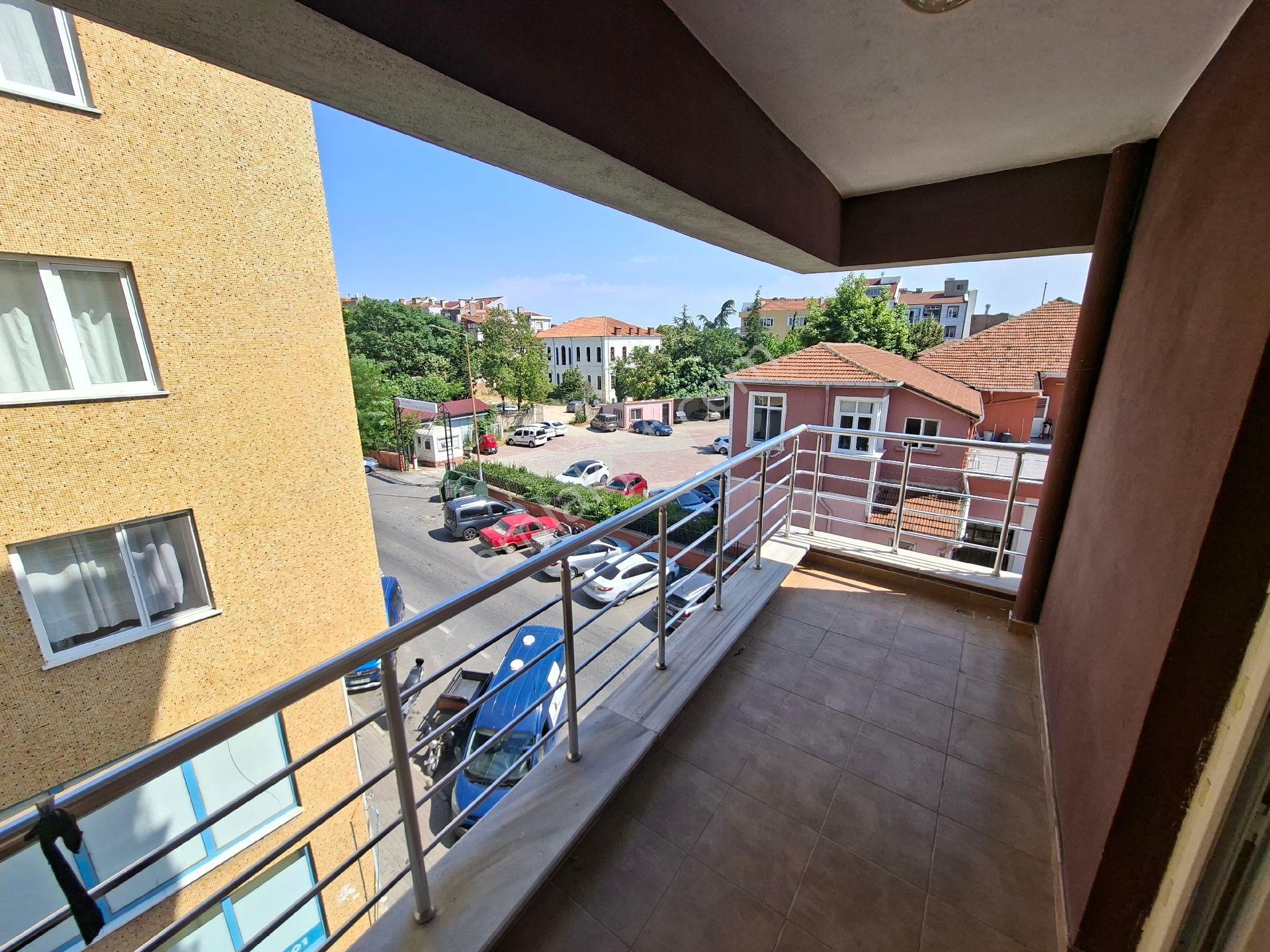 B&u Gayrimenkul'den Çarşıya 200m Mesafede 3+1 Kiralık Daire - Görsel 13