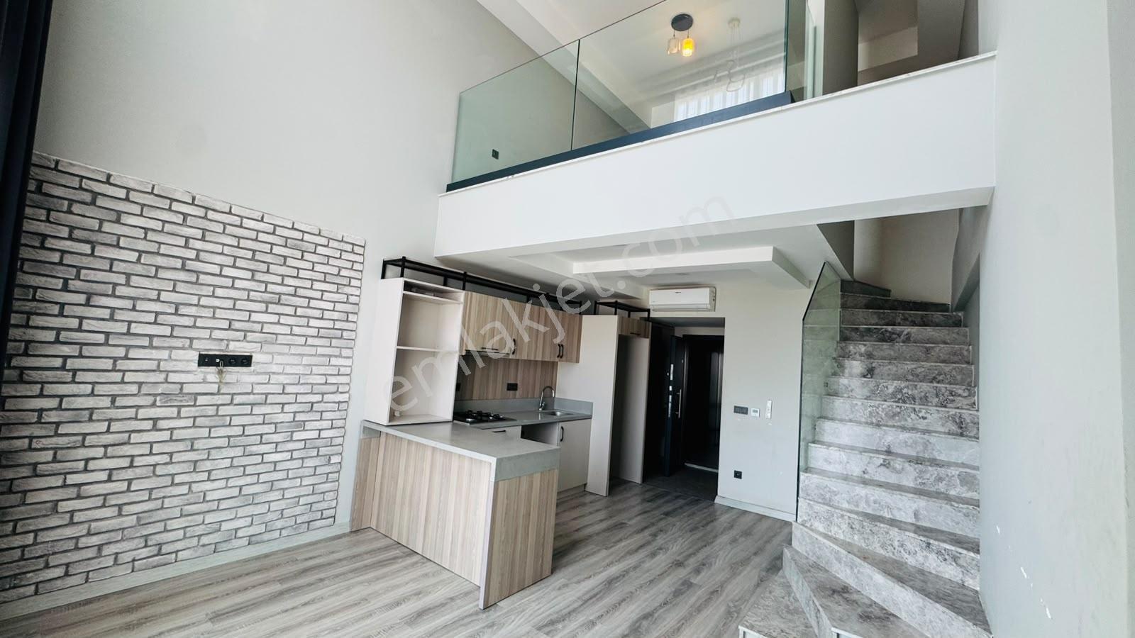 Yeni Emek Vivaloft Sitesi'nde 1+1 Cadde Üzeri Kiralık Daire - Görsel 13