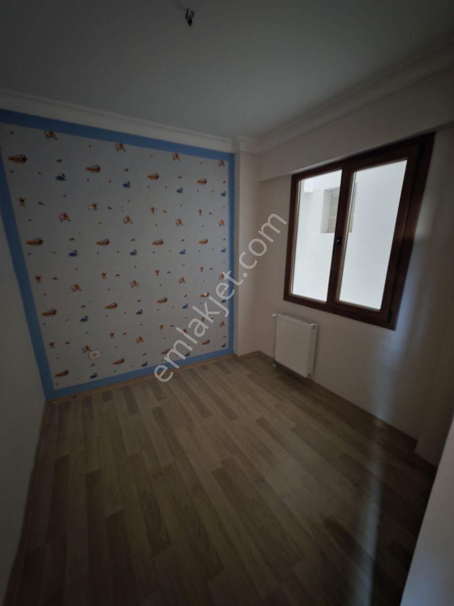 Vatan Mahallesinde Satılık 3+1 Deniz Manzaralı Genç Dairr - Görsel 23