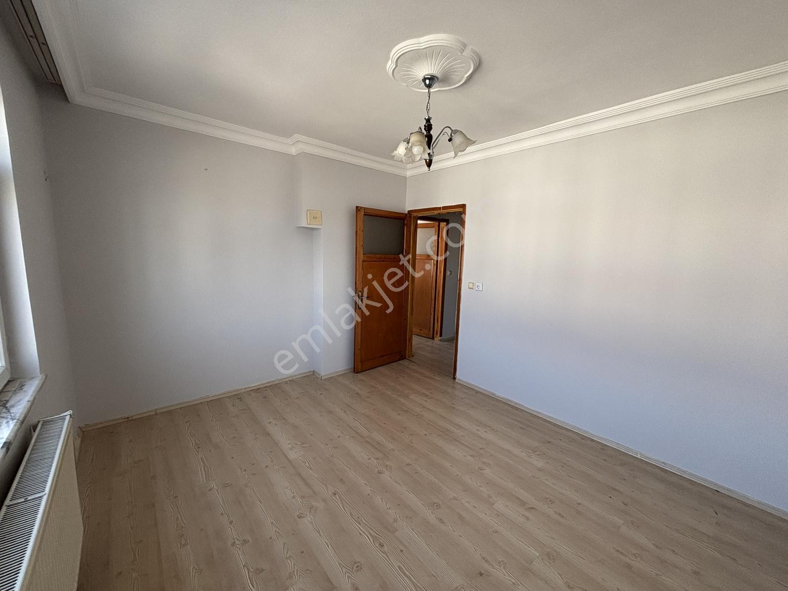 Zenith Real Estate Plevne Mh. Eser Cd. Kiralık 3+1 Daire - Görsel 9