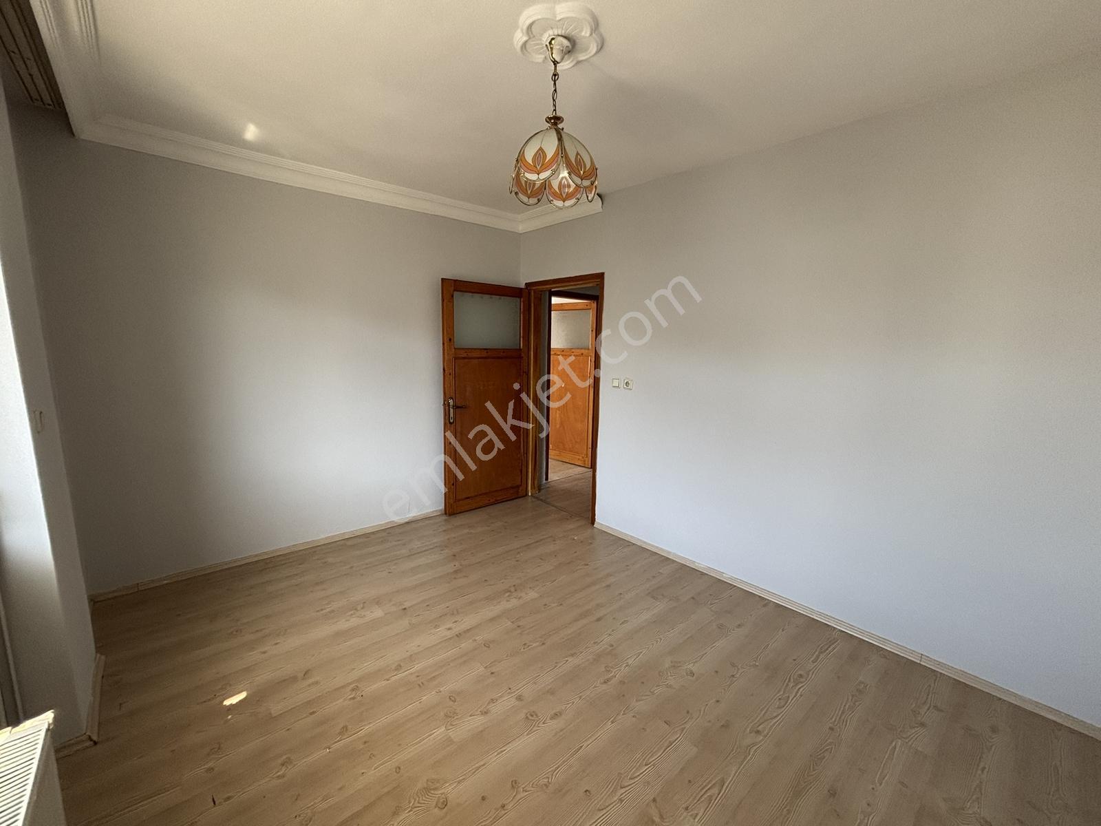 Zenith Real Estate Plevne Mh. Eser Cd. Kiralık 3+1 Daire - Görsel 31