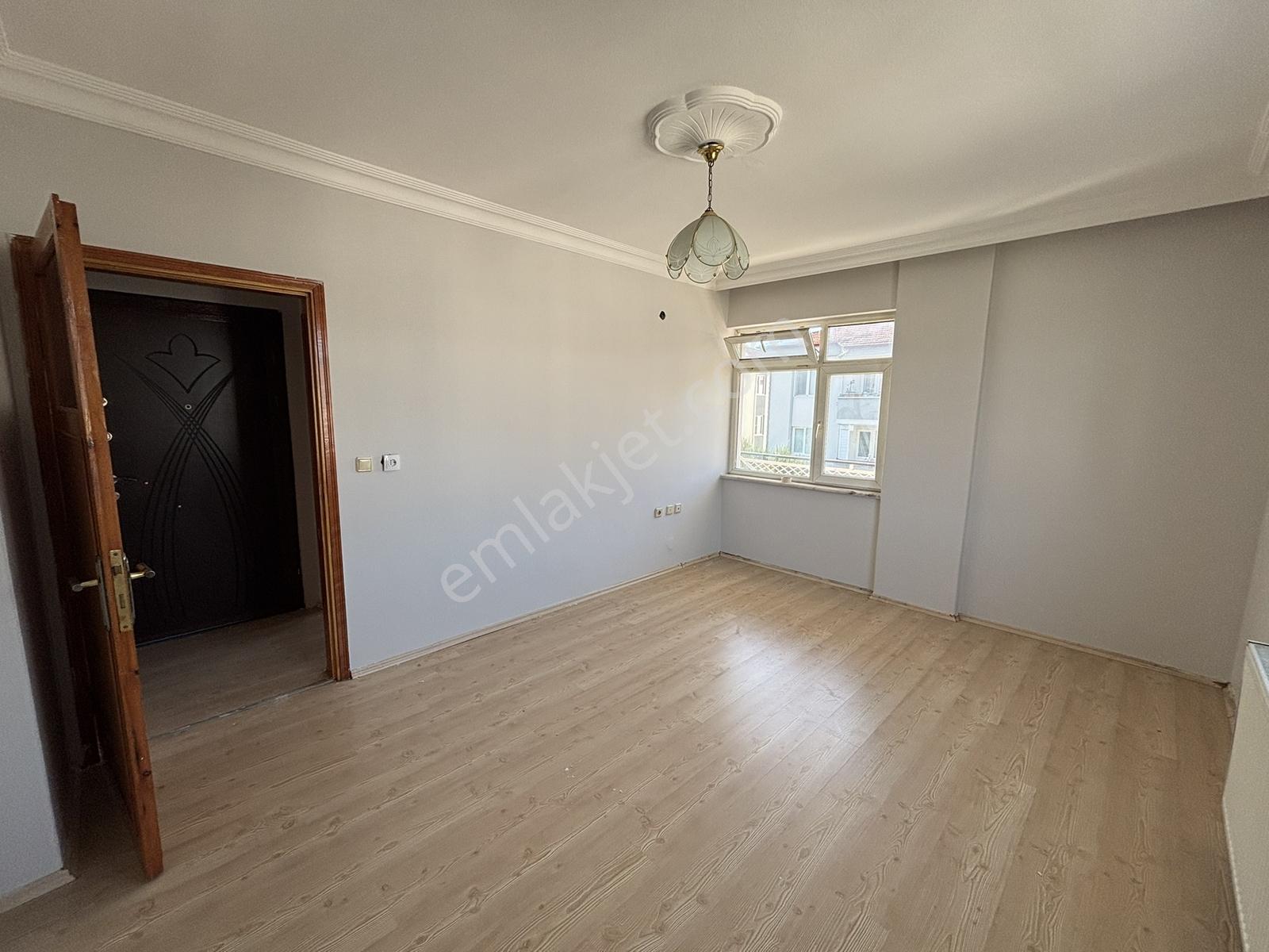 Zenith Real Estate Plevne Mh. Eser Cd. Kiralık 3+1 Daire - Görsel 24