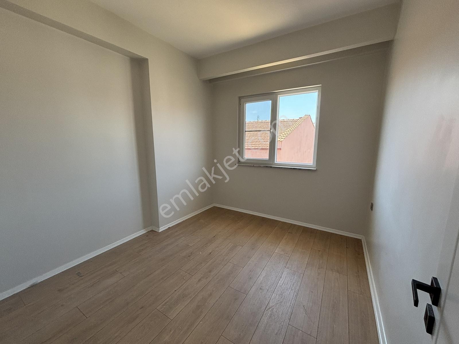 Zenith Real Estate'den Hasan Basri Çantay'da Kiralık 2+1 Daire - Görsel 18