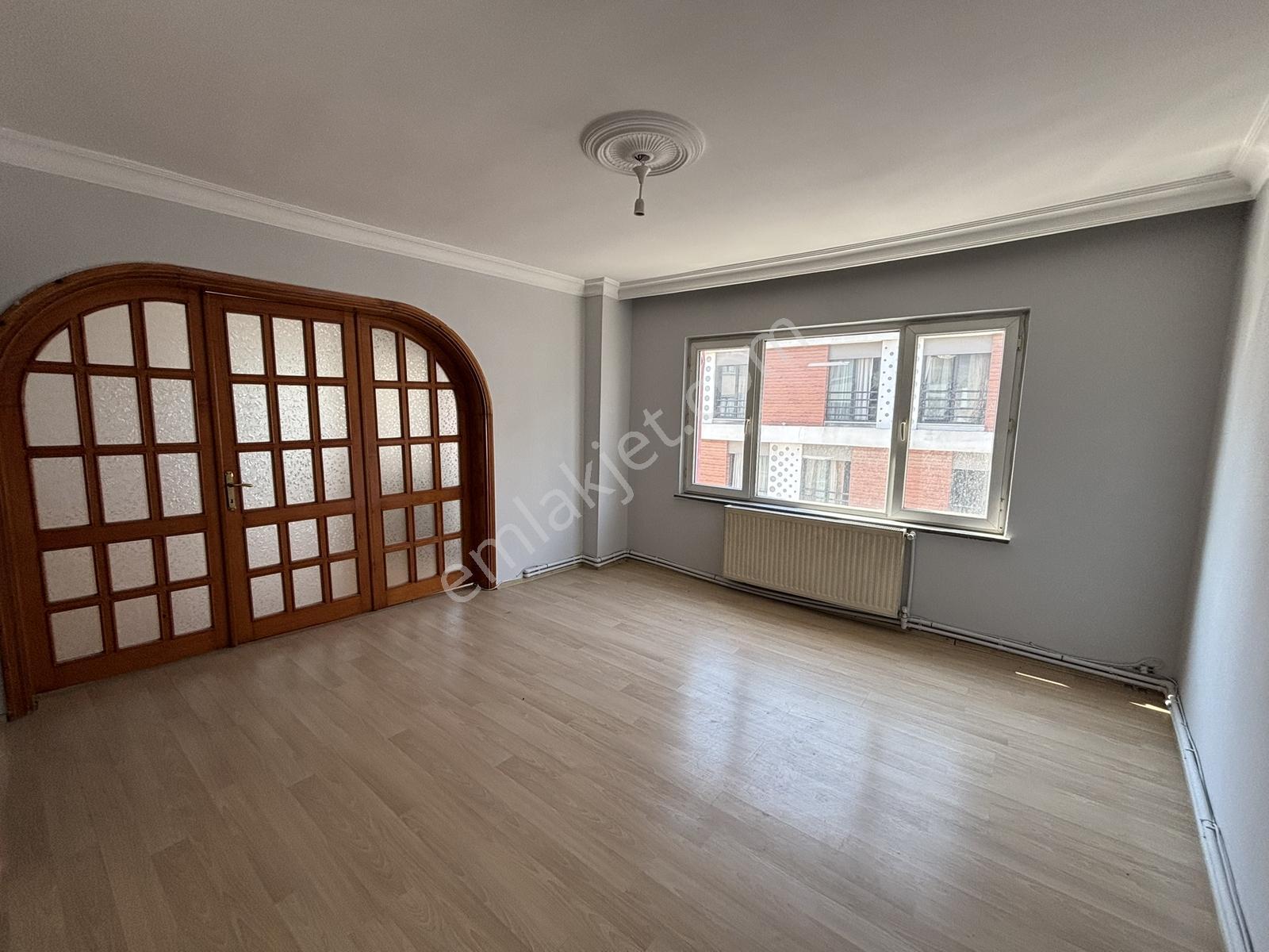 Zenith Real Estate'den Atatürk Mh. Kiralık Ara Kat 3+1 Daire - Görsel 14