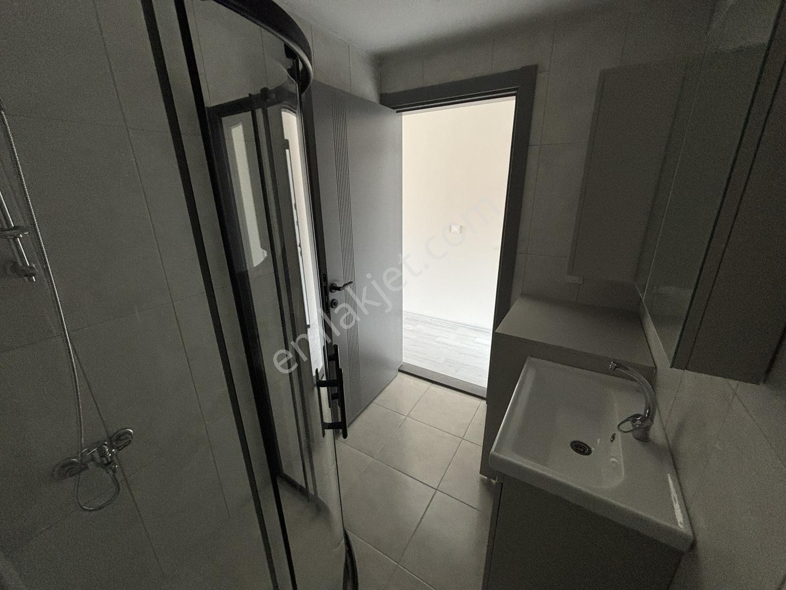 Zenith Real Estate Gop Mh. Adliye Yakını 1+1 Kiralık Daire&ofis - Görsel 19