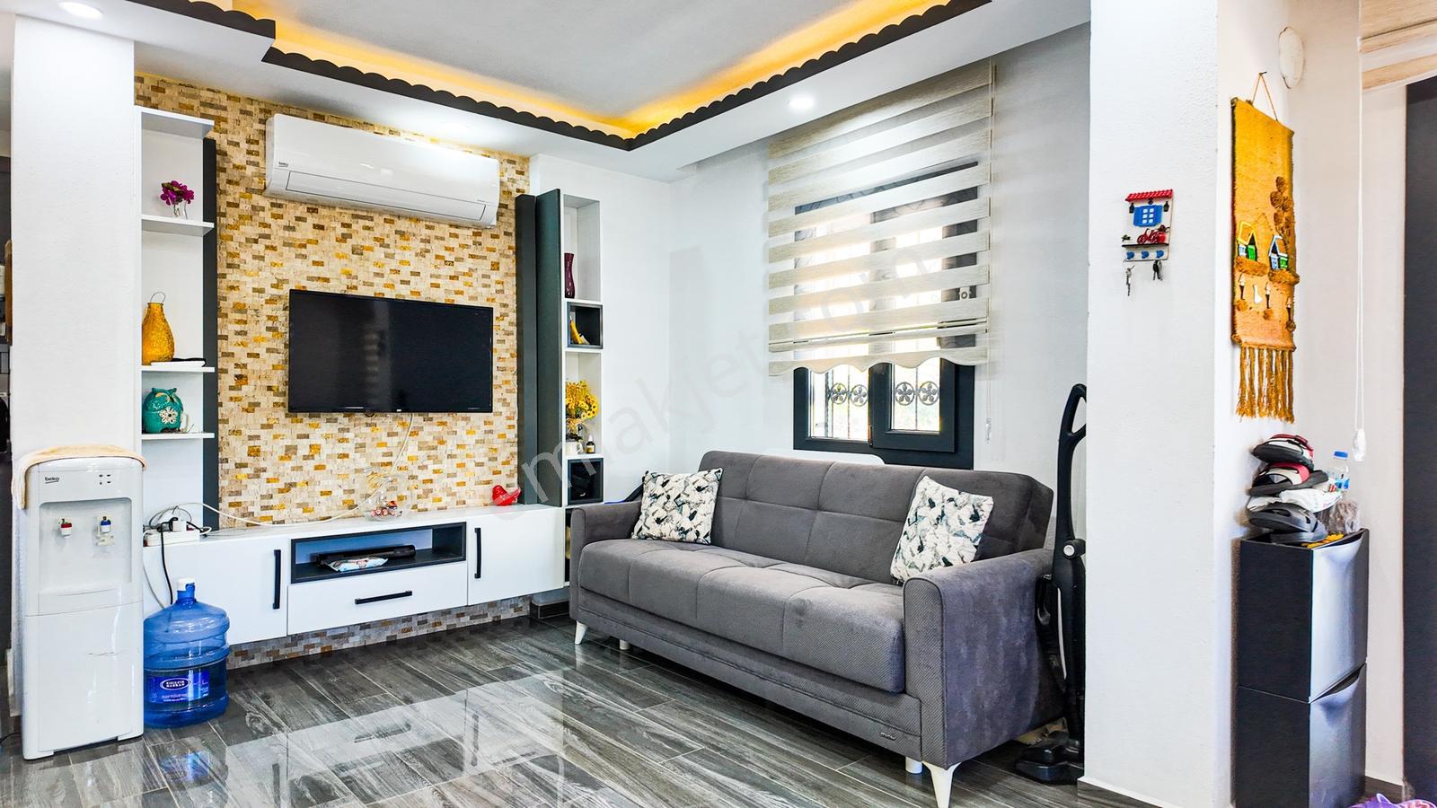 Akbükte Plaja 900 Metre Deniz Manzaralı 4+1 Villa - Görsel 18